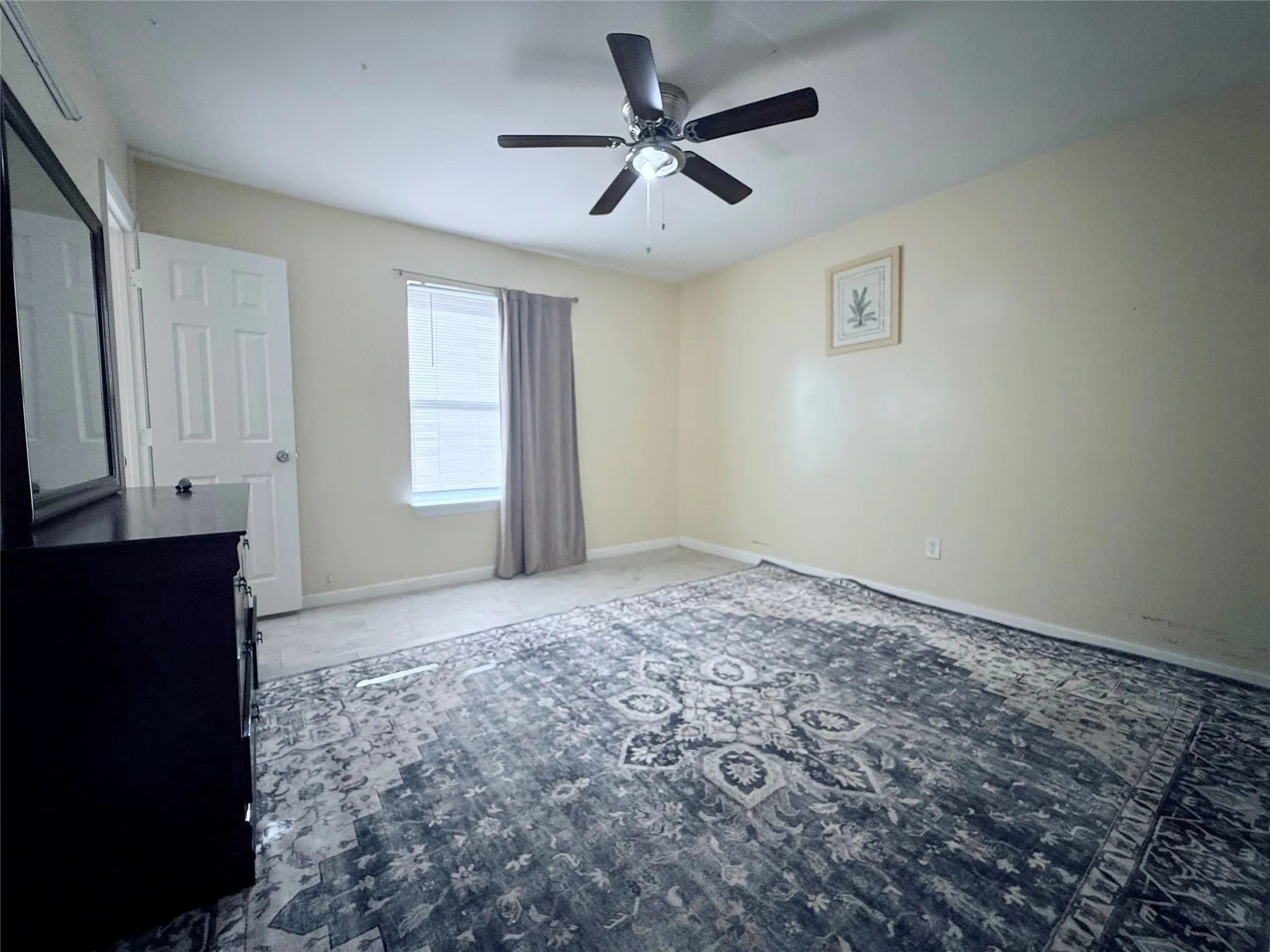 Single Family Residence For Sale in Tarrant County , 3702 Lindsey Court, Arlington, Texas 76015, 3 Bedroom, 2 Bathroom, 2 Garage spaces, 1,168 Sqft, built in 1971, mls#21403190, Real Estate Agent in Arlington, Homes For Sale in Tarrant county, Homes For Sale in Arlington, Realtor in Arlington Texas, Real Estate Brokerage Independent Realty Texas, Luminita Cordes Realtor