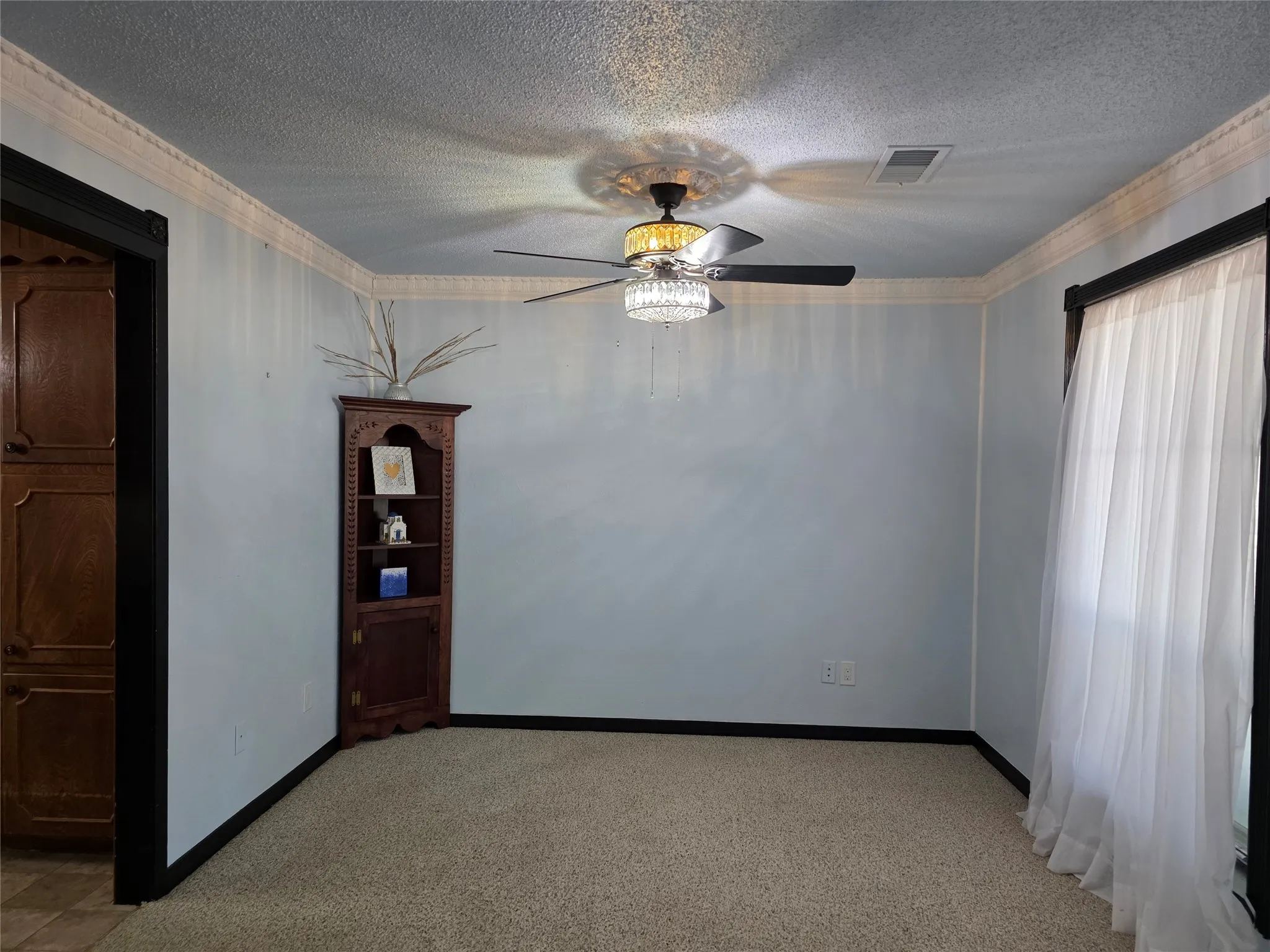 Close up of Formal dining space.