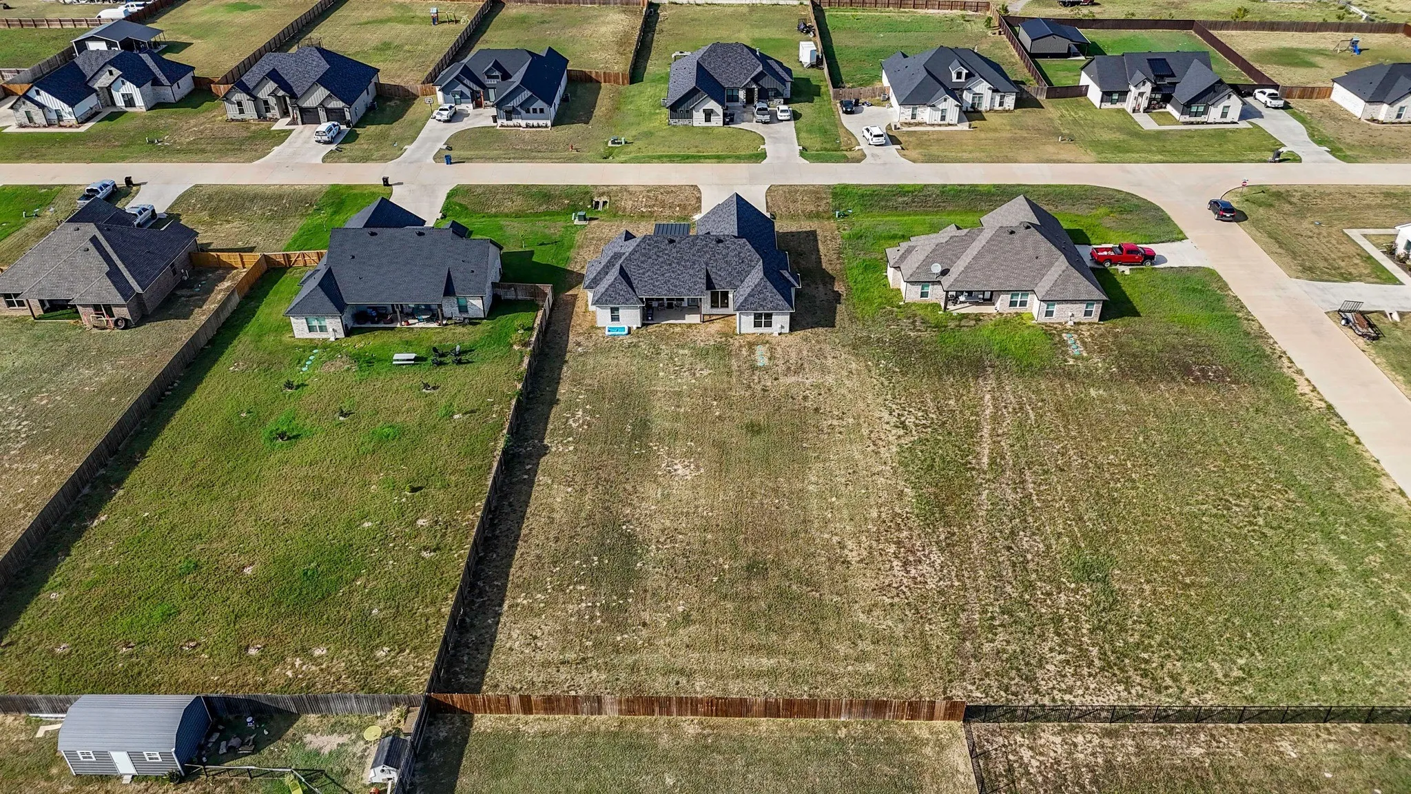 Single Family Residence For Sale in Smith County , 16194 Eagle Lane, Lindale, Texas 75771, 4 Bedroom, 2 Bathroom, 2 Garage spaces, 1,902 Sqft, built in 2024, mls#21399066, Real Estate Agent in Lindale, Homes For Sale in Smith county, Homes For Sale in Lindale, Realtor in Lindale Texas, Real Estate Brokerage Independent Realty Texas, Luminita Cordes Realtor
