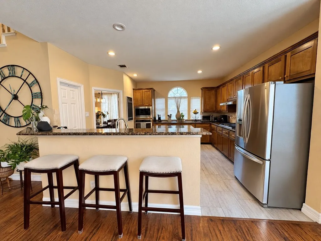 Single Family Residence For Rent in Collin County , 2713 Schofield Court, Plano, Texas 75093, 4 Bedroom, 4 Bathroom, 2 Garage spaces, 3,198 Sqft, built in 1996, mls#21402694, Real Estate Agent in Plano, Homes For Rent in Collin county, Homes For Rent in Plano, Realtor in Plano Texas, Real Estate Brokerage Independent Realty Texas, Luminita Cordes Realtor