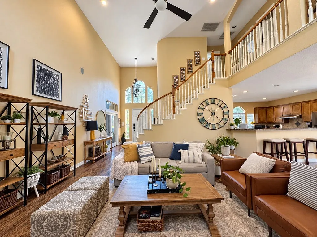 Single Family Residence For Rent in Collin County , 2713 Schofield Court, Plano, Texas 75093, 4 Bedroom, 4 Bathroom, 2 Garage spaces, 3,198 Sqft, built in 1996, mls#21402694, Real Estate Agent in Plano, Homes For Rent in Collin county, Homes For Rent in Plano, Realtor in Plano Texas, Real Estate Brokerage Independent Realty Texas, Luminita Cordes Realtor