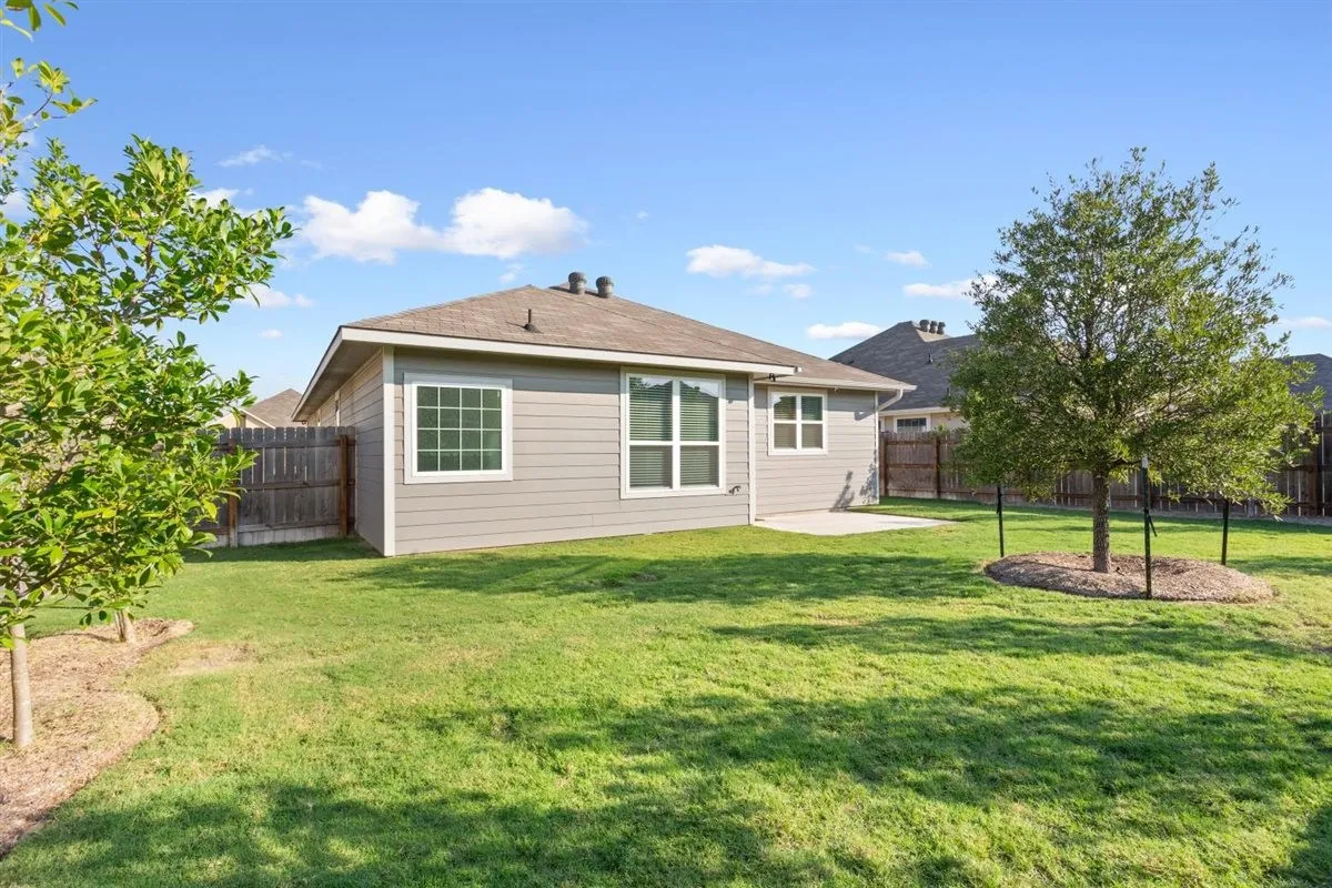 Single Family Residence For Sale in Mc Lennan County , 4029 Centerfire Road, Waco, Texas 76705, 3 Bedroom, 2 Bathroom, 2 Garage spaces, 1,509 Sqft, built in 2023, mls#21398757, Real Estate Agent in Waco, Homes For Sale in Mc Lennan county, Homes For Sale in Waco, Realtor in Waco Texas, Real Estate Brokerage Independent Realty Texas, Luminita Cordes Realtor