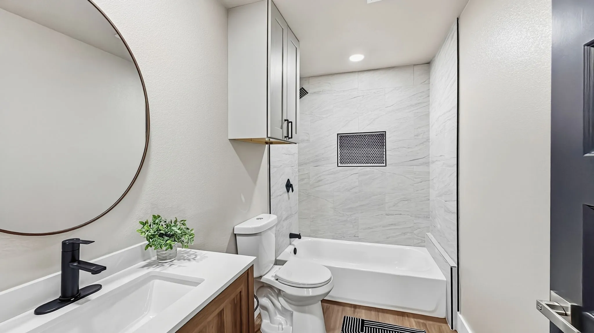 Single Family Residence For Sale in Tarrant County , 4216 Bonita Drive, Fort Worth, Texas 76114, 3 Bedroom, 2 Bathroom, Garage spaces, 1,469 Sqft, built in 1950, mls#21404072, Real Estate Agent in Fort Worth, Homes For Sale in Tarrant county, Homes For Sale in Fort Worth, Realtor in Fort Worth Texas, Real Estate Brokerage Independent Realty Texas, Luminita Cordes Realtor