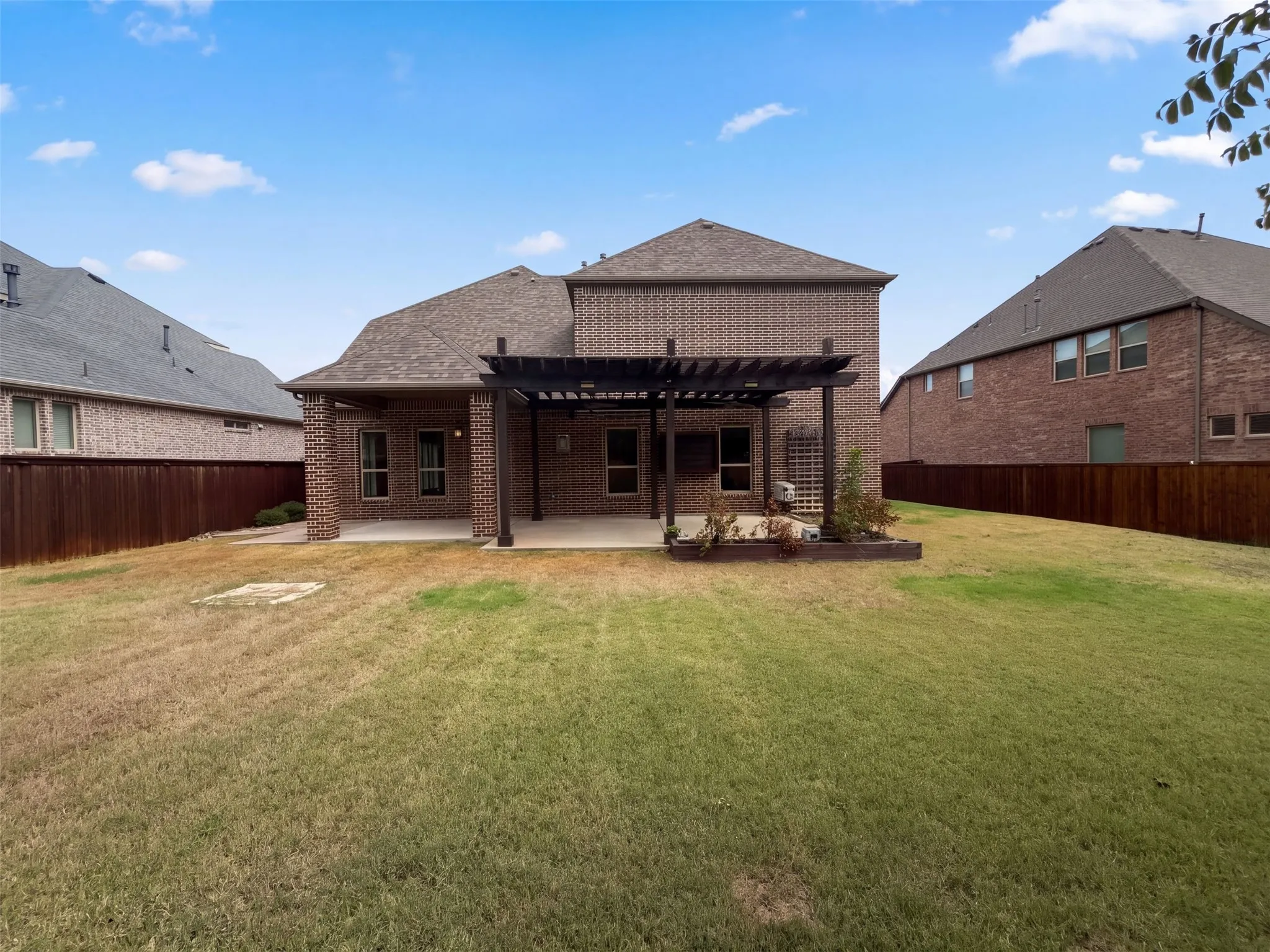 Single Family Residence For Sale in Collin County , 7913 Caddo Cove, Mc Kinney, Texas 75071, 4 Bedroom, 4 Bathroom, 3 Garage spaces, 3,765 Sqft, built in 2017, mls#21404204, Real Estate Agent in Mc Kinney, Homes For Sale in Collin county, Homes For Sale in Mc Kinney, Realtor in Mc Kinney Texas, Real Estate Brokerage Independent Realty Texas, Luminita Cordes Realtor