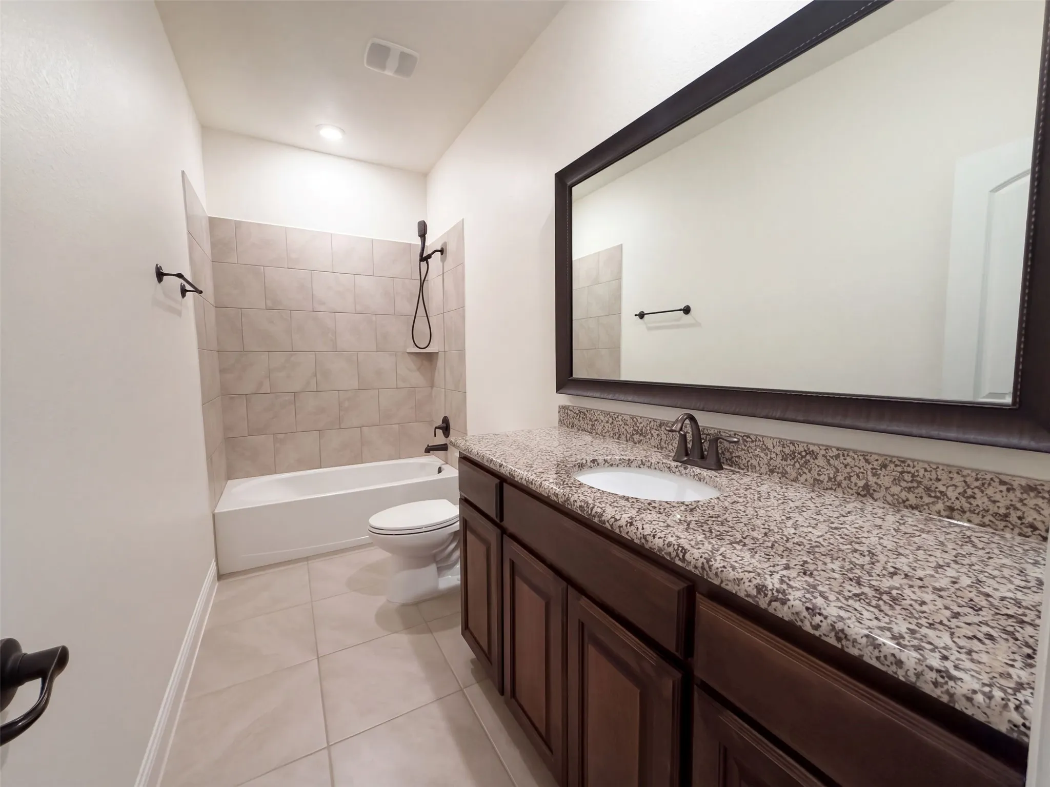 Single Family Residence For Sale in Collin County , 7913 Caddo Cove, Mc Kinney, Texas 75071, 4 Bedroom, 4 Bathroom, 3 Garage spaces, 3,765 Sqft, built in 2017, mls#21404204, Real Estate Agent in Mc Kinney, Homes For Sale in Collin county, Homes For Sale in Mc Kinney, Realtor in Mc Kinney Texas, Real Estate Brokerage Independent Realty Texas, Luminita Cordes Realtor