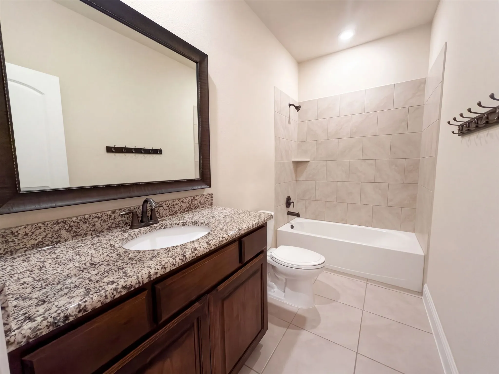 Single Family Residence For Sale in Collin County , 7913 Caddo Cove, Mc Kinney, Texas 75071, 4 Bedroom, 4 Bathroom, 3 Garage spaces, 3,765 Sqft, built in 2017, mls#21404204, Real Estate Agent in Mc Kinney, Homes For Sale in Collin county, Homes For Sale in Mc Kinney, Realtor in Mc Kinney Texas, Real Estate Brokerage Independent Realty Texas, Luminita Cordes Realtor