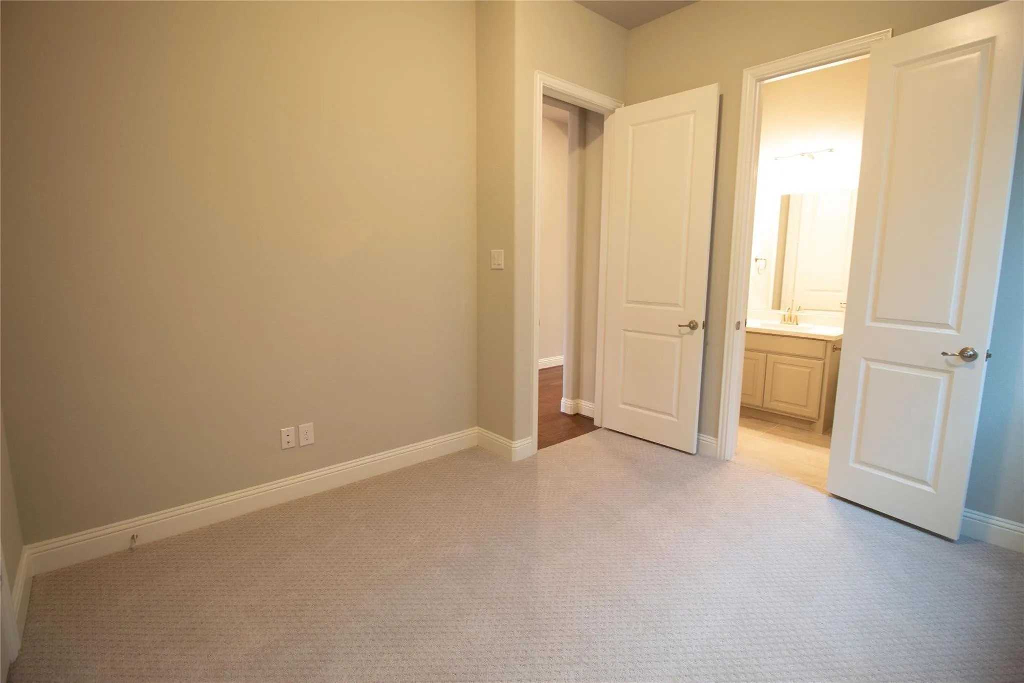 Single Family Residence For Rent in Collin County , 7235 Sanctuary, Frisco, Texas 75033, 4 Bedroom, 4 Bathroom, 2 Garage spaces, 2,629 Sqft, built in 2019, mls#21404223, Real Estate Agent in Frisco, Homes For Rent in Collin county, Homes For Rent in Frisco, Realtor in Frisco Texas, Real Estate Brokerage Independent Realty Texas, Luminita Cordes Realtor