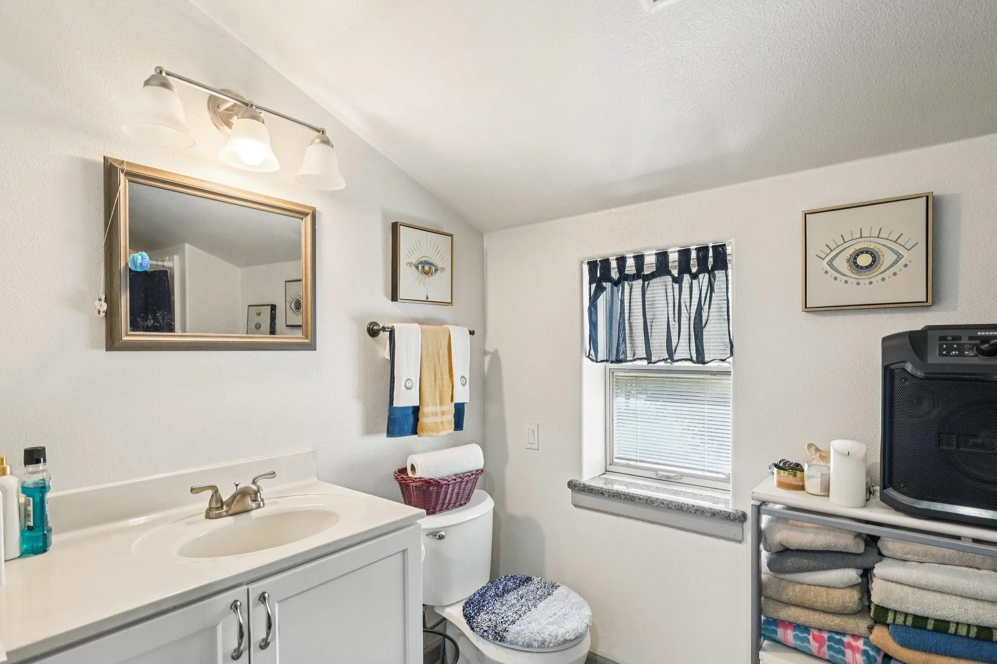 Farm For Sale in Cooke County , 169 Chisam Road, Valley View, Texas 76272, 3 Bedroom, 3 Bathroom, 6 Garage spaces, 2,083 Sqft, built in 2019, mls#21404205, Real Estate Agent in Valley View, Homes For Sale in Cooke county, Homes For Sale in Valley View, Realtor in Valley View Texas, Real Estate Brokerage Independent Realty Texas, Luminita Cordes Realtor