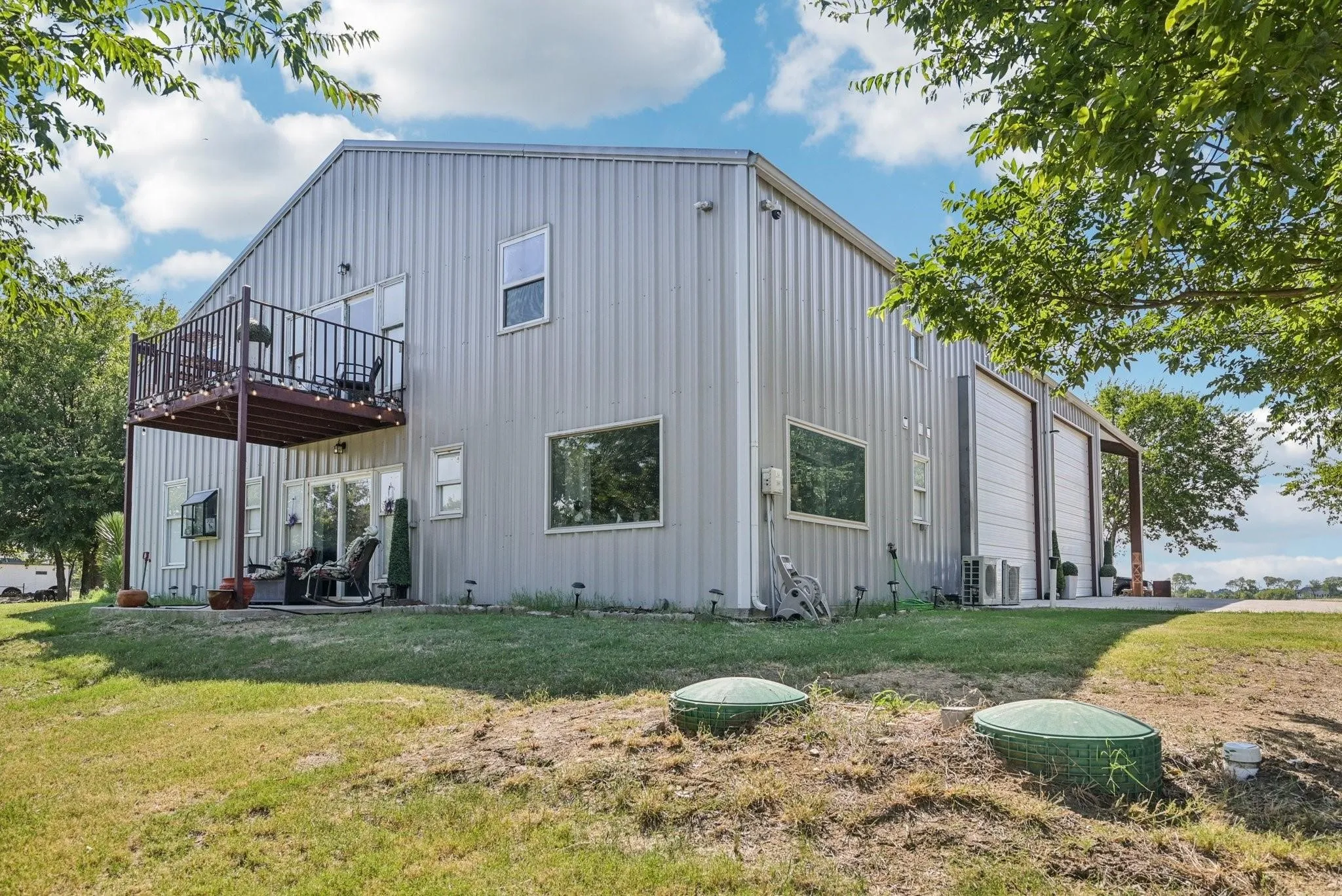 Farm For Sale in Cooke County , 169 Chisam Road, Valley View, Texas 76272, 3 Bedroom, 3 Bathroom, 6 Garage spaces, 2,083 Sqft, built in 2019, mls#21404205, Real Estate Agent in Valley View, Homes For Sale in Cooke county, Homes For Sale in Valley View, Realtor in Valley View Texas, Real Estate Brokerage Independent Realty Texas, Luminita Cordes Realtor