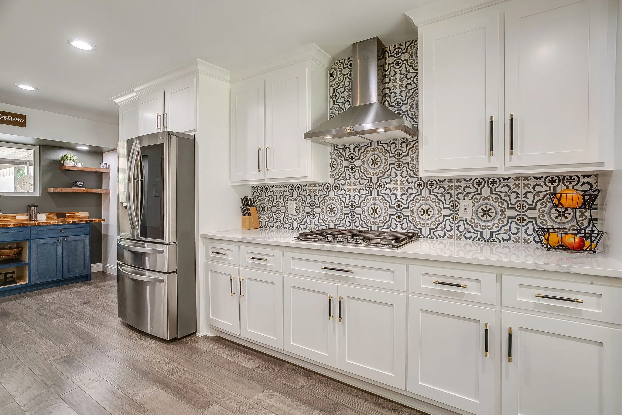 Single Family Residence For Rent in Tarrant County , 400 Glenn Drive, Hurst, Texas 76053, 3 Bedroom, 2 Bathroom, 2 Garage spaces, 2,619 Sqft, built in 1967, mls#21403950, Real Estate Agent in Hurst, Homes For Rent in Tarrant county, Homes For Rent in Hurst, Realtor in Hurst Texas, Real Estate Brokerage Independent Realty Texas, Luminita Cordes Realtor