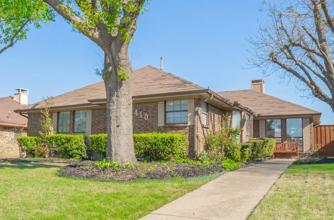 Single Family Residence For Rent in Collin County , 410 W Oak Street, Wylie, Texas 75098, 3 Bedroom, 2 Bathroom, 2 Garage spaces, 1,424 Sqft, built in 1986, mls#21404224, Real Estate Agent in Wylie, Homes For Rent in Collin county, Homes For Rent in Wylie, Realtor in Wylie Texas, Real Estate Brokerage Independent Realty Texas, Luminita Cordes Realtor