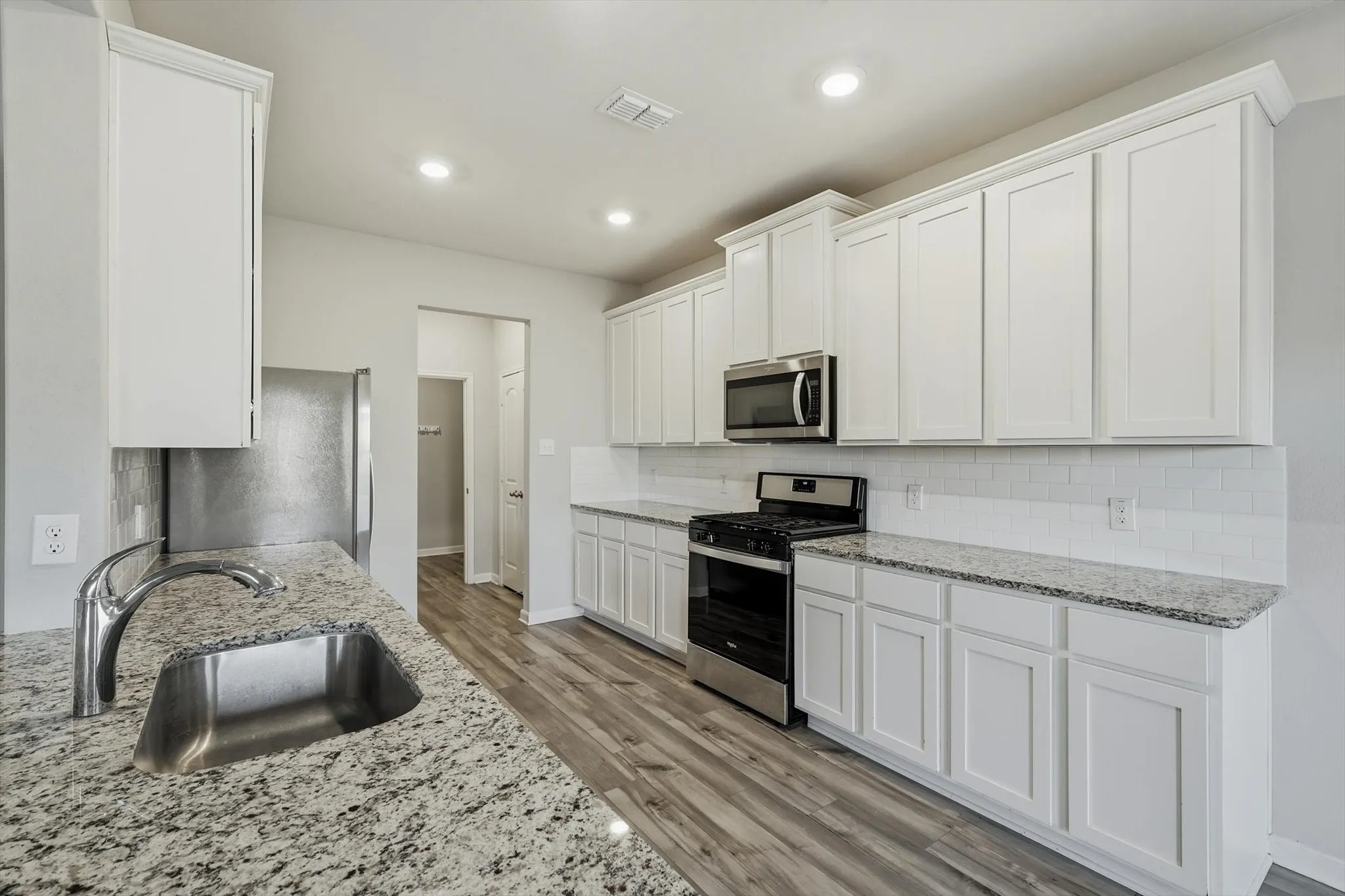 Single Family Residence For Rent in Collin County , 2029 Yarbrough Drive, Anna, Texas 75409, 4 Bedroom, 3 Bathroom, 2 Garage spaces, 2,577 Sqft, built in 2022, mls#21404231, Real Estate Agent in Anna, Homes For Rent in Collin county, Homes For Rent in Anna, Realtor in Anna Texas, Real Estate Brokerage Independent Realty Texas, Luminita Cordes Realtor