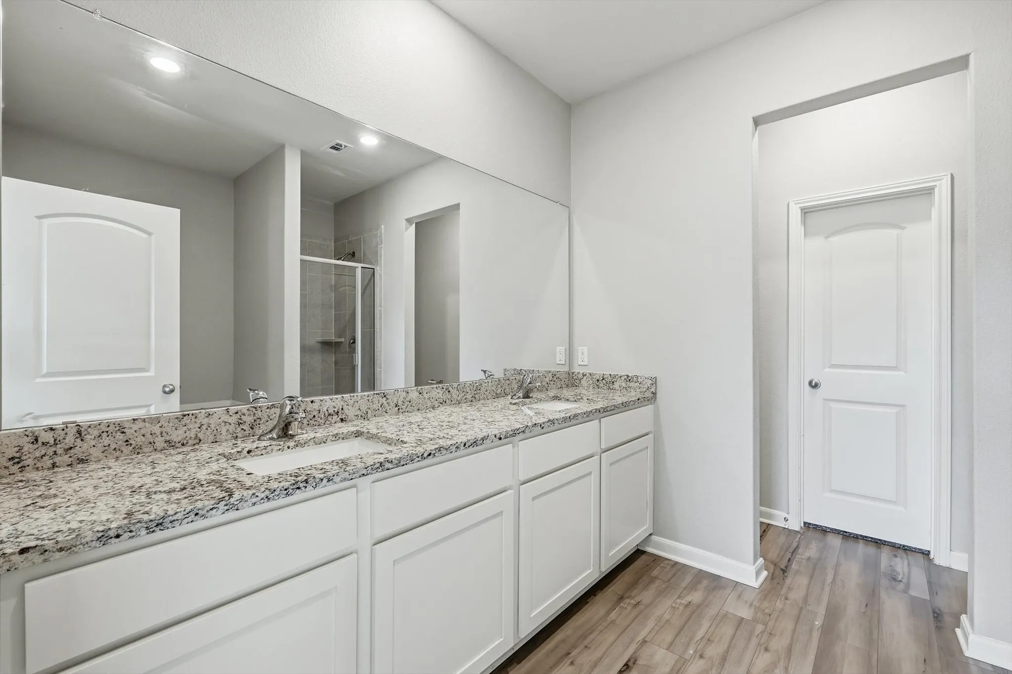 Single Family Residence For Rent in Collin County , 2029 Yarbrough Drive, Anna, Texas 75409, 4 Bedroom, 3 Bathroom, 2 Garage spaces, 2,577 Sqft, built in 2022, mls#21404231, Real Estate Agent in Anna, Homes For Rent in Collin county, Homes For Rent in Anna, Realtor in Anna Texas, Real Estate Brokerage Independent Realty Texas, Luminita Cordes Realtor