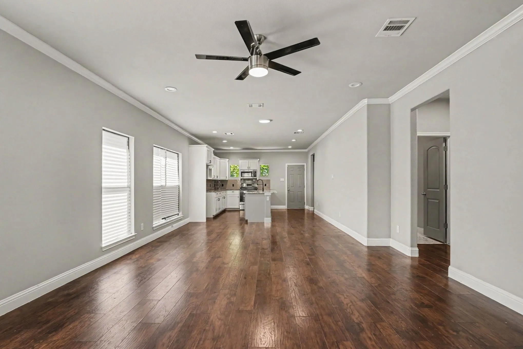 Single Family Residence For Sale in Dallas County , 4221 Cardinal Drive, Dallas, Texas 75216, 4 Bedroom, 2 Bathroom, 2 Garage spaces, 1,740 Sqft, built in 2021, mls#21401864, Real Estate Agent in Dallas, Homes For Sale in Dallas county, Homes For Sale in Dallas, Realtor in Dallas Texas, Real Estate Brokerage Independent Realty Texas, Luminita Cordes Realtor
