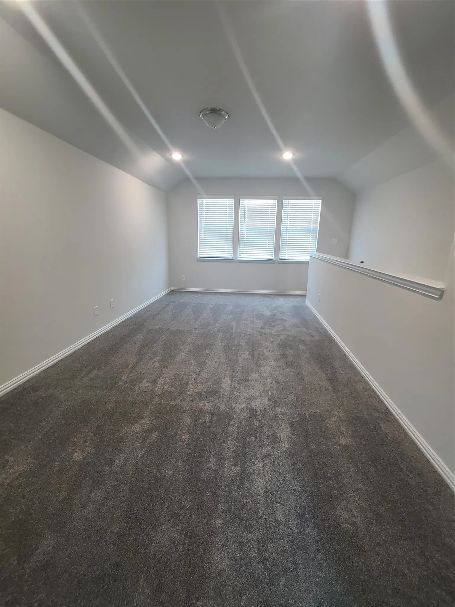 Single Family Residence For Rent in Denton County , 525 Hillcrest Circle, Justin, Texas 76247, 4 Bedroom, 3 Bathroom, 2 Garage spaces, 2,215 Sqft, built in 2022, mls#21404239, Real Estate Agent in Justin, Homes For Rent in Denton county, Homes For Rent in Justin, Realtor in Justin Texas, Real Estate Brokerage Independent Realty Texas, Luminita Cordes Realtor