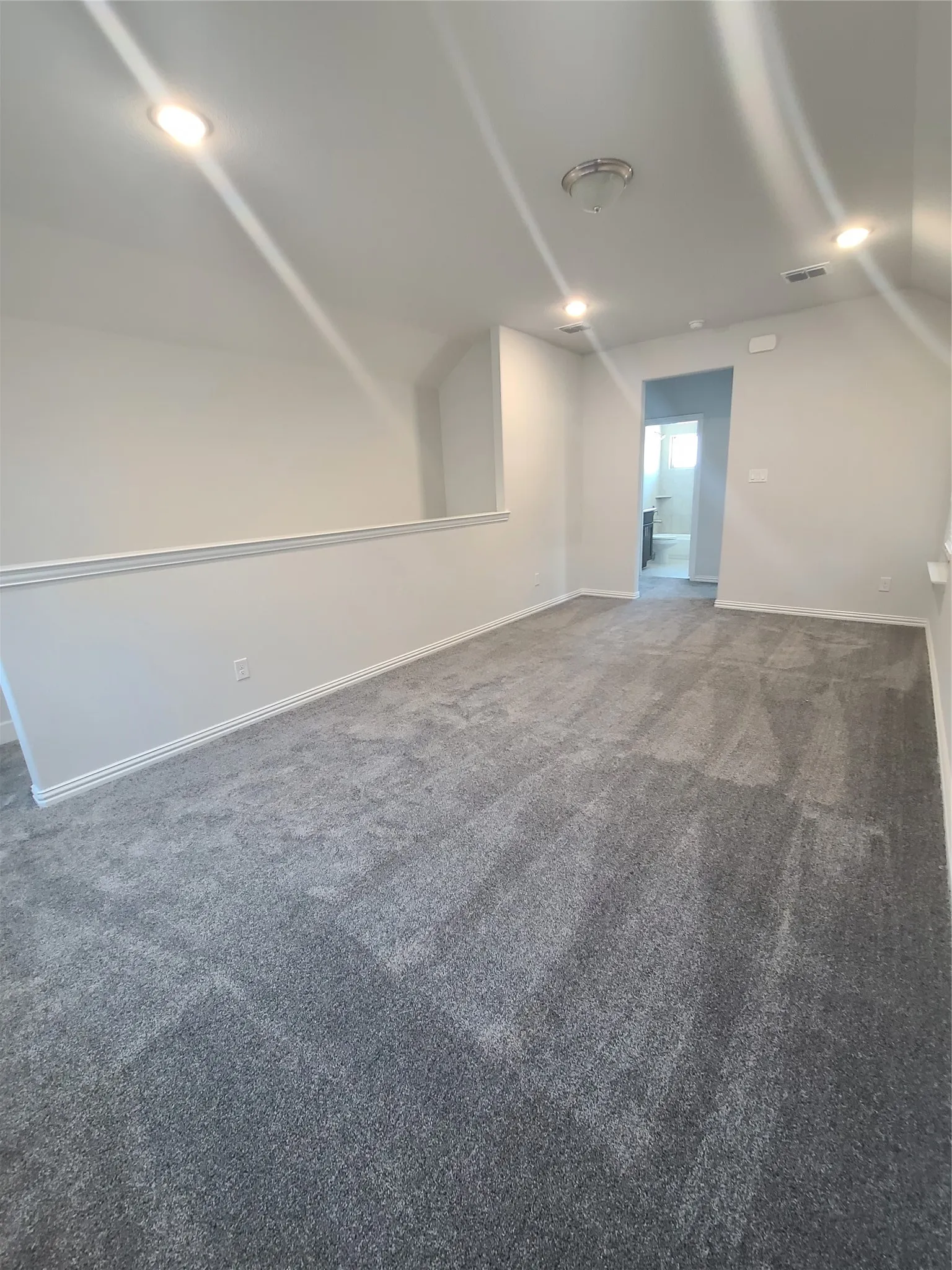 Single Family Residence For Rent in Denton County , 525 Hillcrest Circle, Justin, Texas 76247, 4 Bedroom, 3 Bathroom, 2 Garage spaces, 2,215 Sqft, built in 2022, mls#21404239, Real Estate Agent in Justin, Homes For Rent in Denton county, Homes For Rent in Justin, Realtor in Justin Texas, Real Estate Brokerage Independent Realty Texas, Luminita Cordes Realtor
