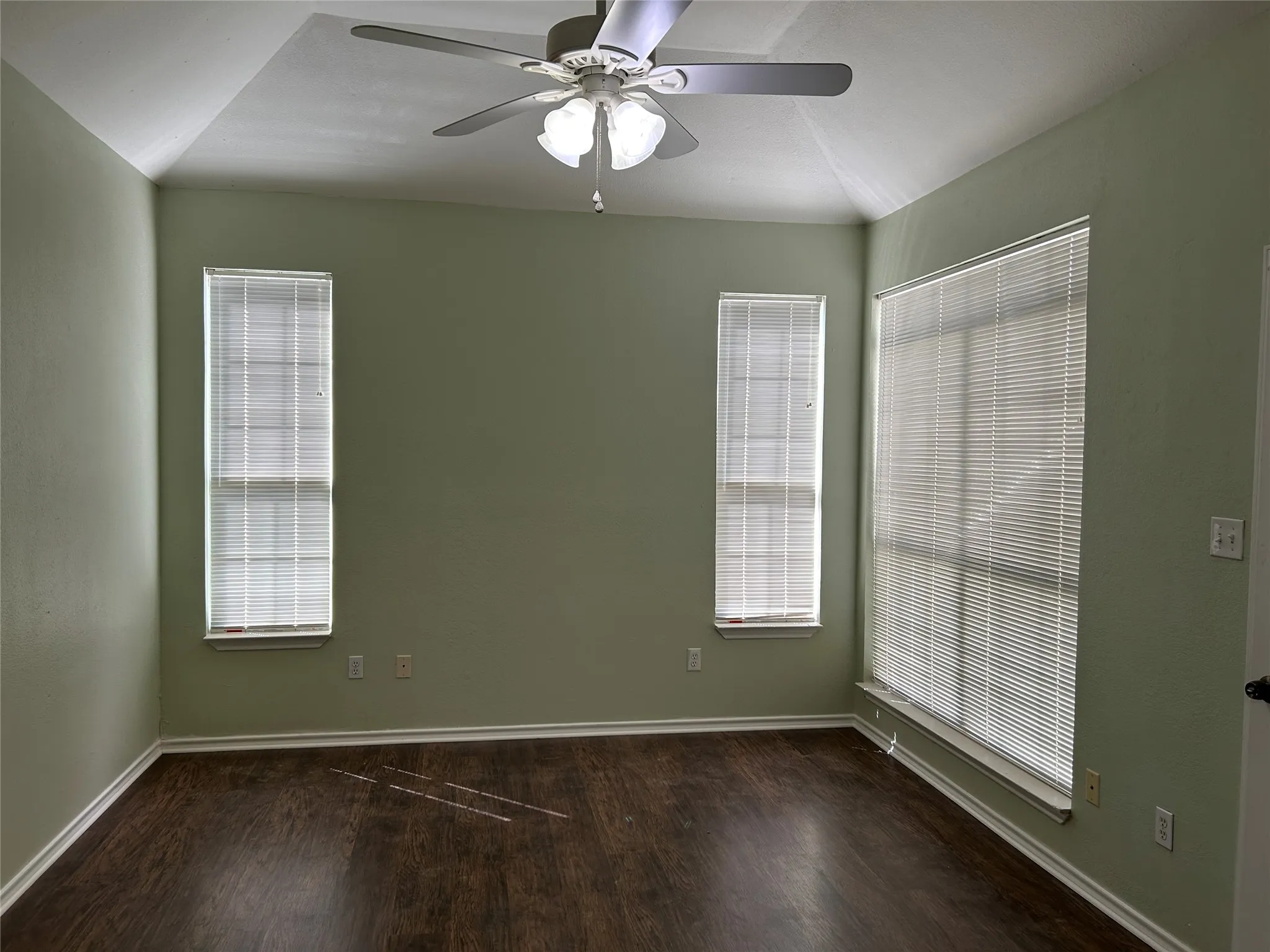 Spacious first floor primary bedroom.
