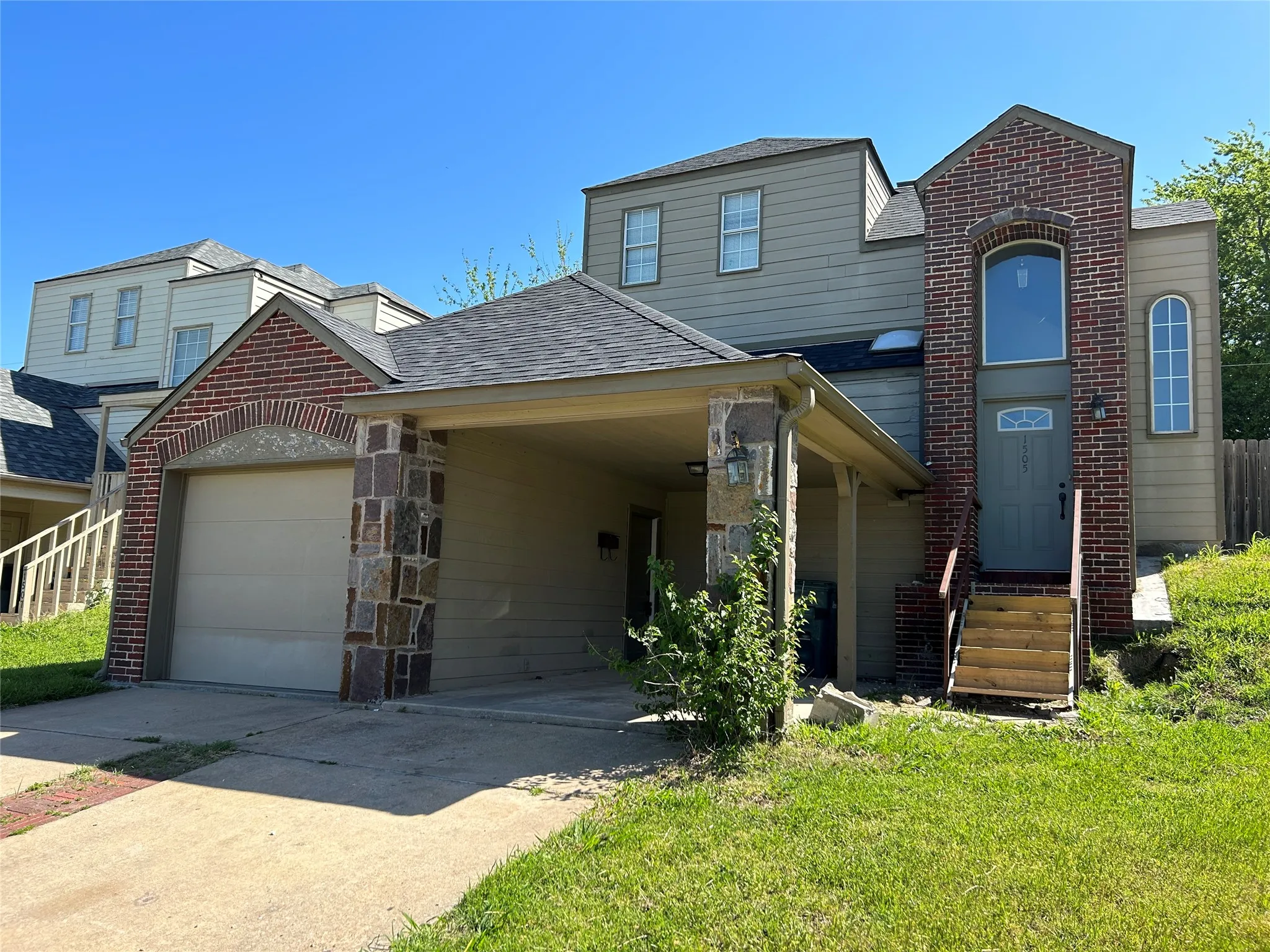 Single Family Residence For Rent in Grayson County , 1505 Park Place, Sherman, Texas 75092, 3 Bedroom, 2 Bathroom, 1 Garage spaces, 1,645 Sqft, built in 2000, mls#21402503, Real Estate Agent in Sherman, Homes For Rent in Grayson county, Homes For Rent in Sherman, Realtor in Sherman Texas, Real Estate Brokerage Independent Realty Texas, Luminita Cordes Realtor