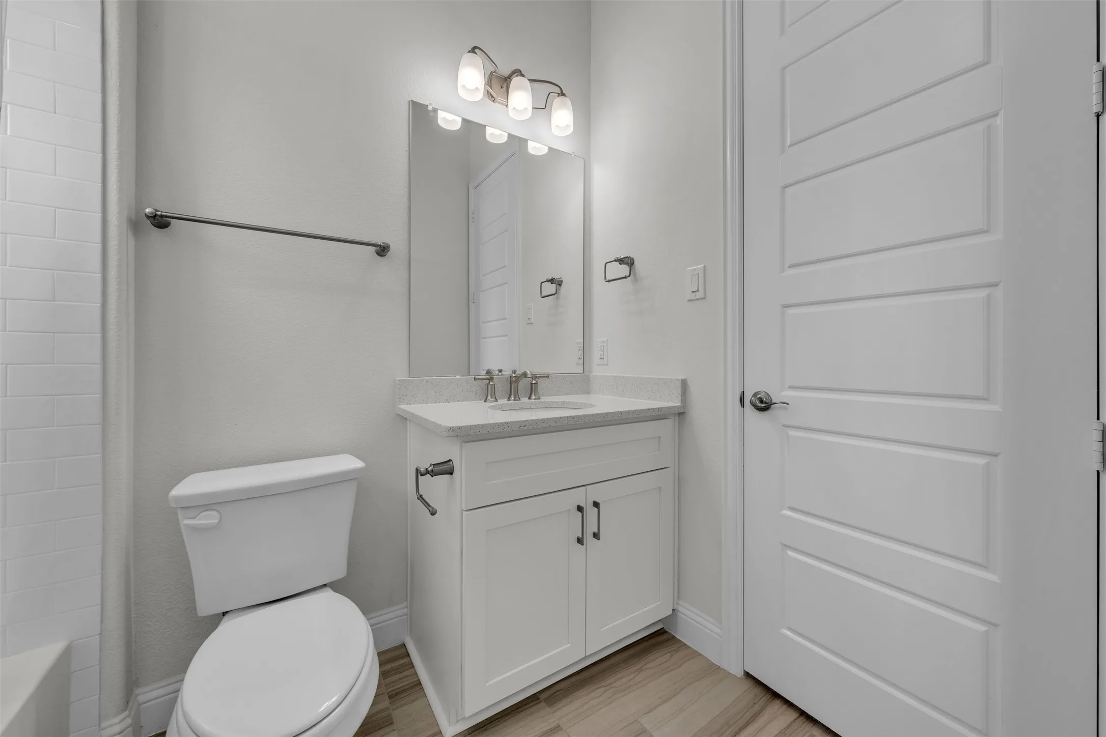 Single Family Residence For Sale in Johnson County , 1802 Southpointe Xing, Mansfield, Texas 76063, 5 Bedroom, 5 Bathroom, 3 Garage spaces, 3,746 Sqft, built in 2022, mls#21402815, Real Estate Agent in Mansfield, Homes For Sale in Johnson county, Homes For Sale in Mansfield, Realtor in Mansfield Texas, Real Estate Brokerage Independent Realty Texas, Luminita Cordes Realtor