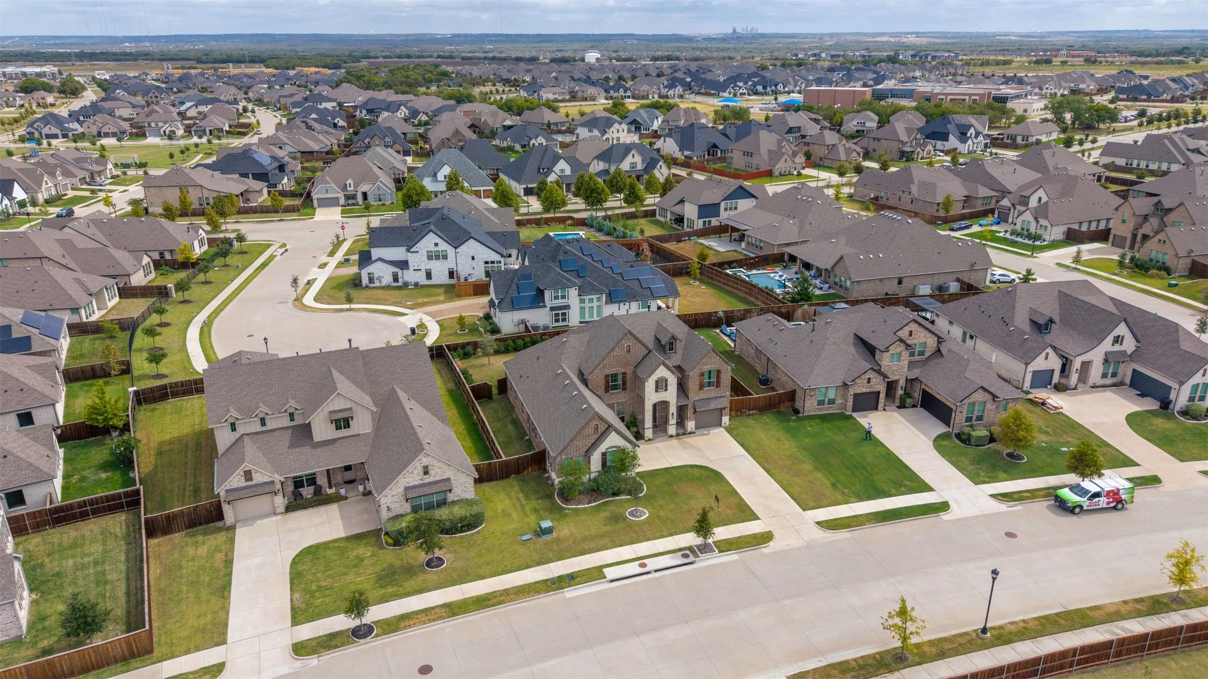 Single Family Residence For Sale in Johnson County , 1802 Southpointe Xing, Mansfield, Texas 76063, 5 Bedroom, 5 Bathroom, 3 Garage spaces, 3,746 Sqft, built in 2022, mls#21402815, Real Estate Agent in Mansfield, Homes For Sale in Johnson county, Homes For Sale in Mansfield, Realtor in Mansfield Texas, Real Estate Brokerage Independent Realty Texas, Luminita Cordes Realtor