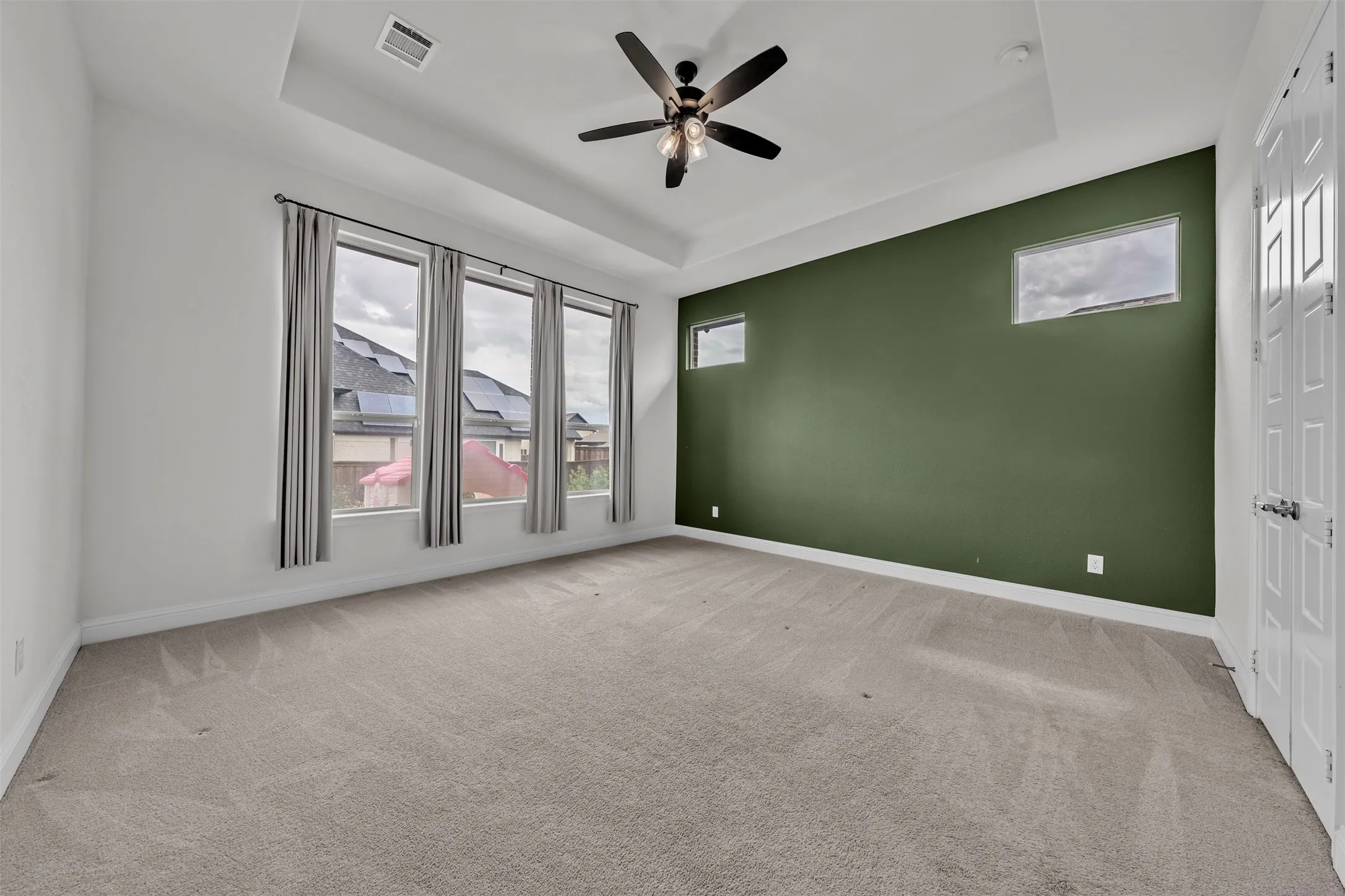 Single Family Residence For Sale in Johnson County , 1802 Southpointe Xing, Mansfield, Texas 76063, 5 Bedroom, 5 Bathroom, 3 Garage spaces, 3,746 Sqft, built in 2022, mls#21402815, Real Estate Agent in Mansfield, Homes For Sale in Johnson county, Homes For Sale in Mansfield, Realtor in Mansfield Texas, Real Estate Brokerage Independent Realty Texas, Luminita Cordes Realtor