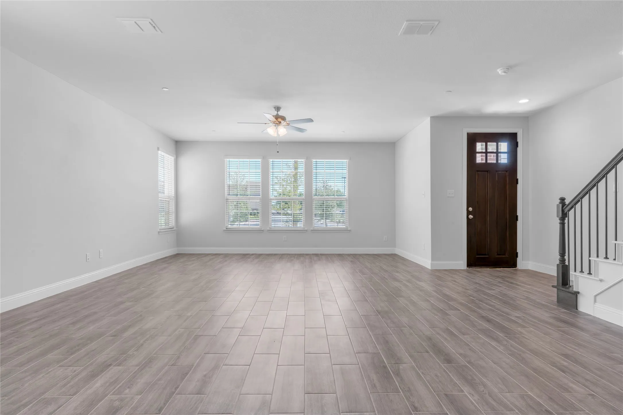 Single Family Residence For Rent in Tarrant County , 6813 Andrew Drive, North Richland Hills, Texas 76180, 3 Bedroom, 3 Bathroom, 2 Garage spaces, 2,100 Sqft, built in 2022, mls#21404241, Real Estate Agent in North Richland Hills, Homes For Rent in Tarrant county, Homes For Rent in North Richland Hills, Realtor in North Richland Hills Texas, Real Estate Brokerage Independent Realty Texas, Luminita Cordes Realtor