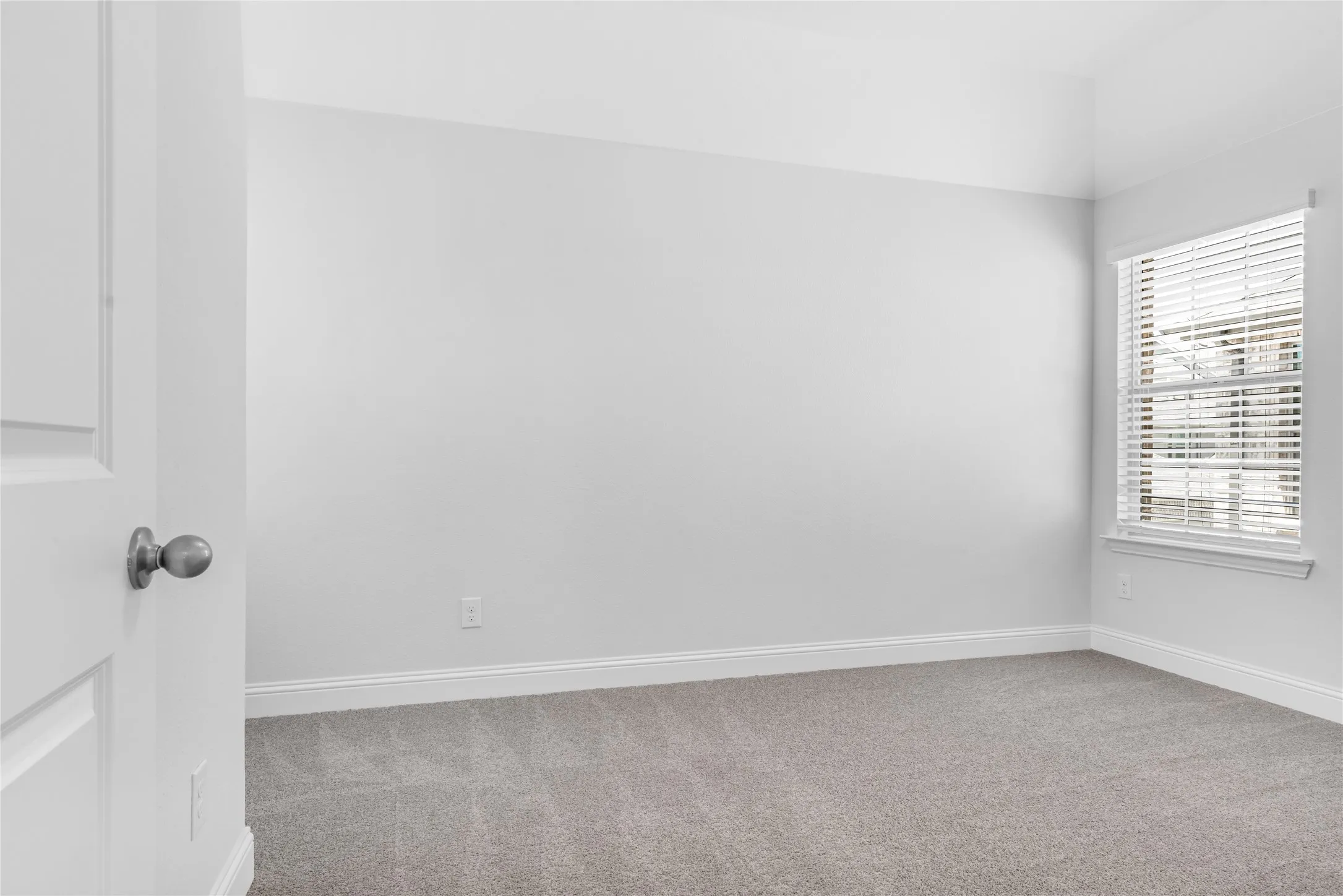 Single Family Residence For Rent in Tarrant County , 6813 Andrew Drive, North Richland Hills, Texas 76180, 3 Bedroom, 3 Bathroom, 2 Garage spaces, 2,100 Sqft, built in 2022, mls#21404241, Real Estate Agent in North Richland Hills, Homes For Rent in Tarrant county, Homes For Rent in North Richland Hills, Realtor in North Richland Hills Texas, Real Estate Brokerage Independent Realty Texas, Luminita Cordes Realtor