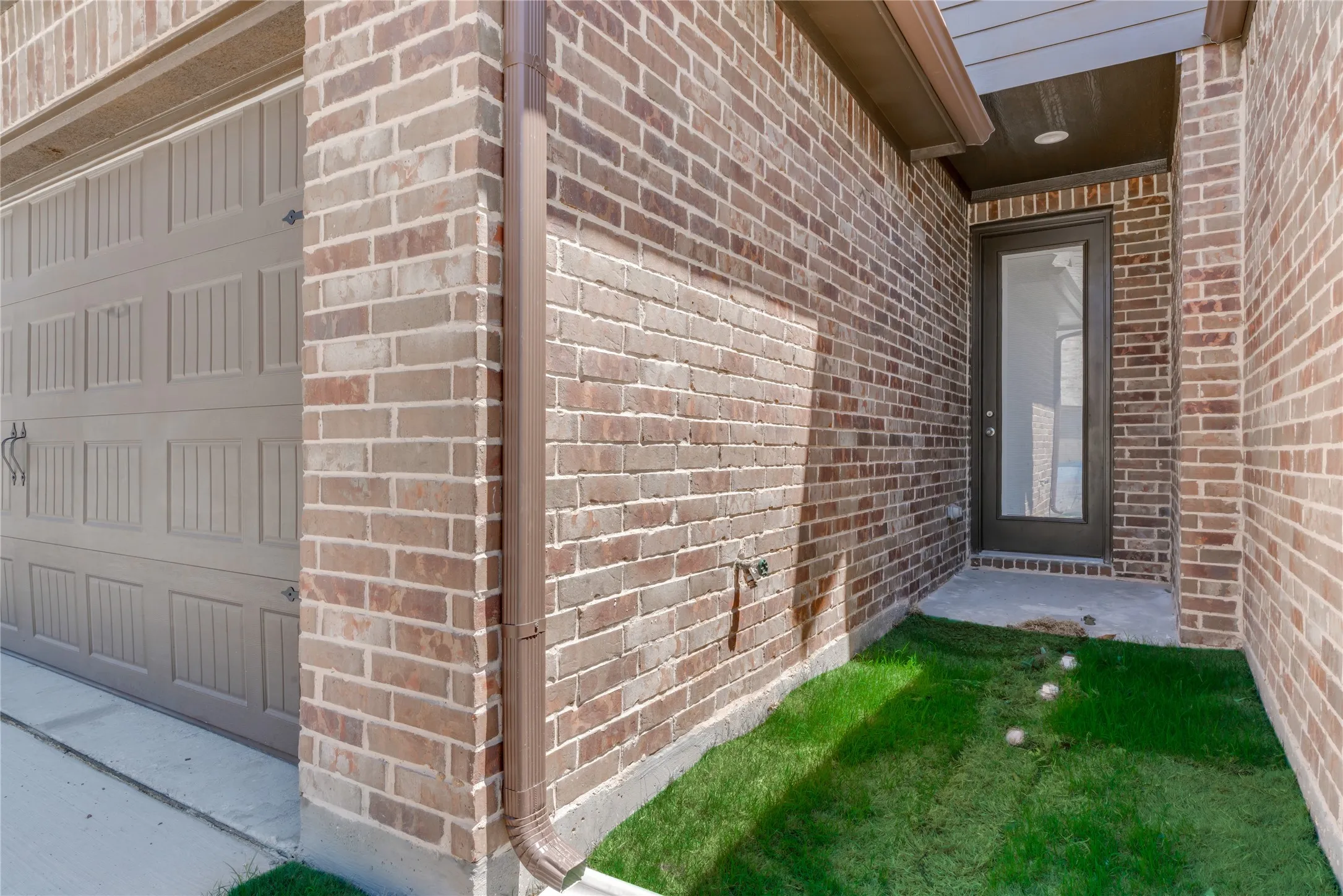 Single Family Residence For Rent in Tarrant County , 6813 Andrew Drive, North Richland Hills, Texas 76180, 3 Bedroom, 3 Bathroom, 2 Garage spaces, 2,100 Sqft, built in 2022, mls#21404241, Real Estate Agent in North Richland Hills, Homes For Rent in Tarrant county, Homes For Rent in North Richland Hills, Realtor in North Richland Hills Texas, Real Estate Brokerage Independent Realty Texas, Luminita Cordes Realtor
