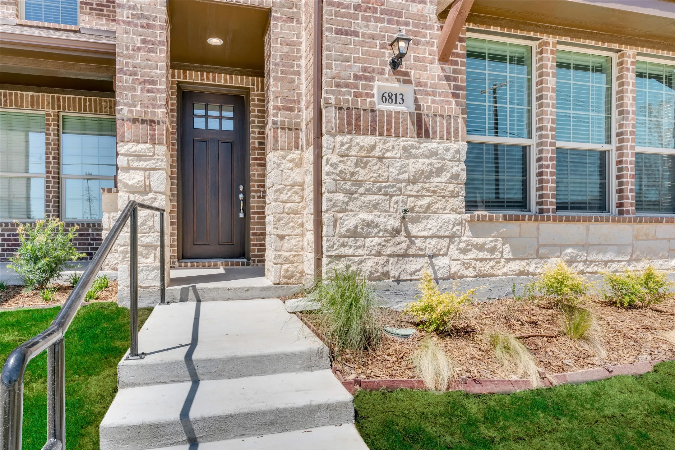 Single Family Residence For Rent in Tarrant County , 6813 Andrew Drive, North Richland Hills, Texas 76180, 3 Bedroom, 3 Bathroom, 2 Garage spaces, 2,100 Sqft, built in 2022, mls#21404241, Real Estate Agent in North Richland Hills, Homes For Rent in Tarrant county, Homes For Rent in North Richland Hills, Realtor in North Richland Hills Texas, Real Estate Brokerage Independent Realty Texas, Luminita Cordes Realtor