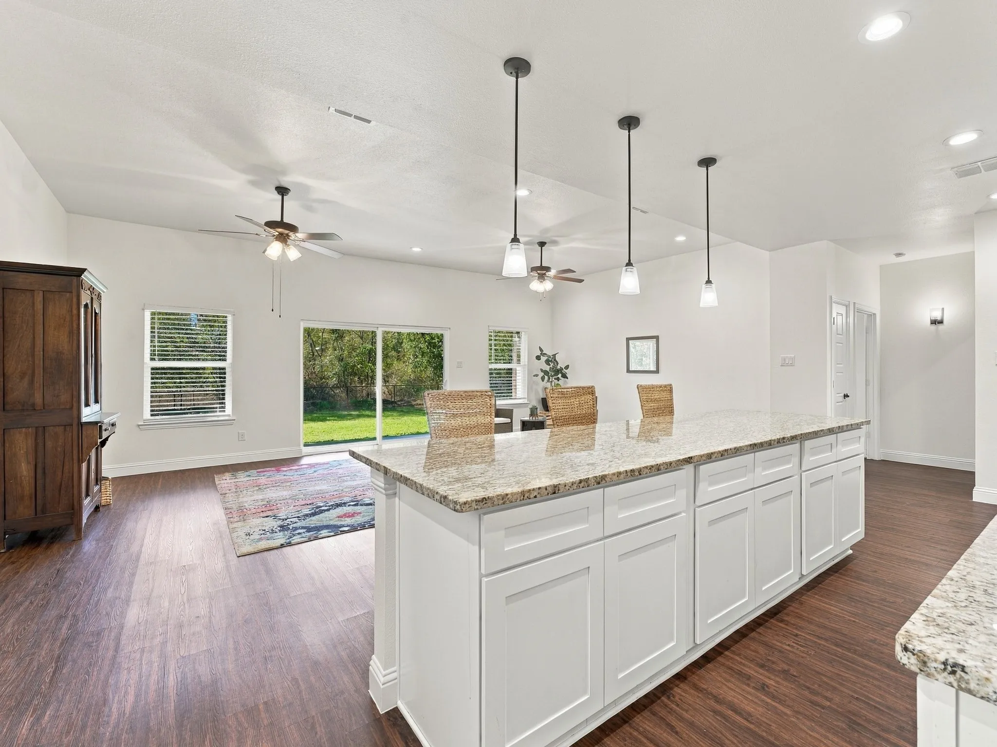 Single Family Residence For Sale in Wise County , 706 Port O Call Drive, Runaway Bay, Texas 76426, 3 Bedroom, 2 Bathroom, 2 Garage spaces, 1,596 Sqft, built in 2020, mls#21404187, Real Estate Agent in Runaway Bay, Homes For Sale in Wise county, Homes For Sale in Runaway Bay, Realtor in Runaway Bay Texas, Real Estate Brokerage Independent Realty Texas, Luminita Cordes Realtor