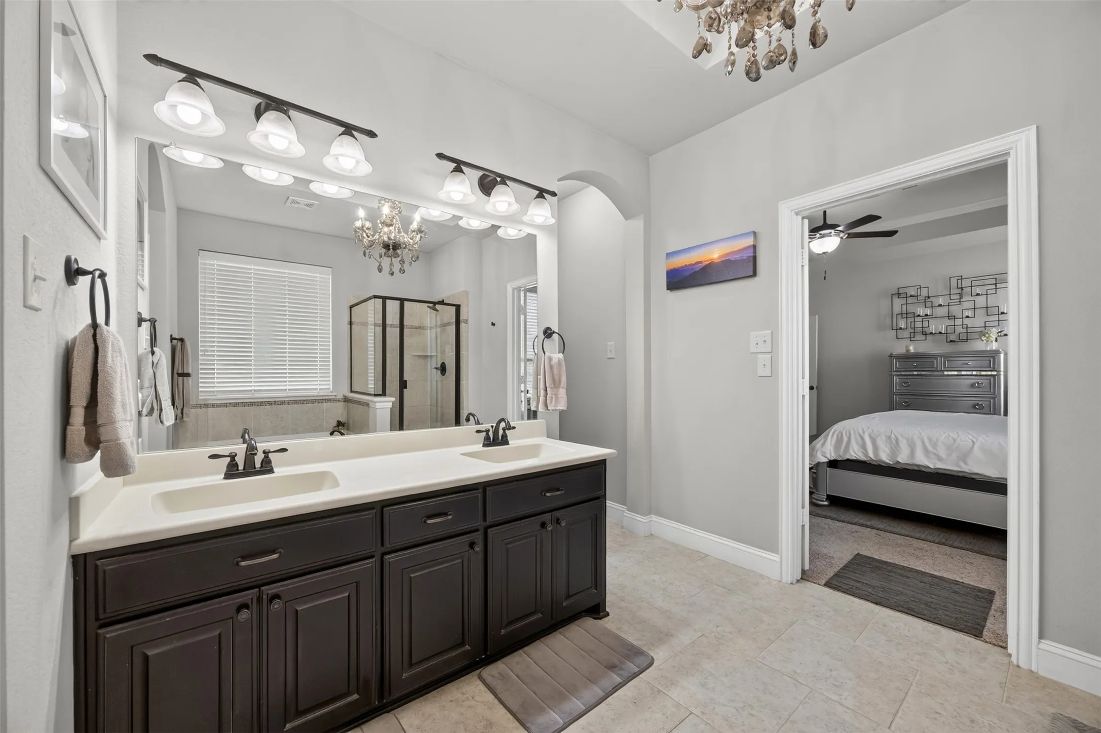 Single Family Residence For Sale in Ellis County , 108 Crystal Creek Drive, Red Oak, Texas 75154, 4 Bedroom, 3 Bathroom, 2 Garage spaces, 2,428 Sqft, built in 2015, mls#21403403, Real Estate Agent in Red Oak, Homes For Sale in Ellis county, Homes For Sale in Red Oak, Realtor in Red Oak Texas, Real Estate Brokerage Independent Realty Texas, Luminita Cordes Realtor