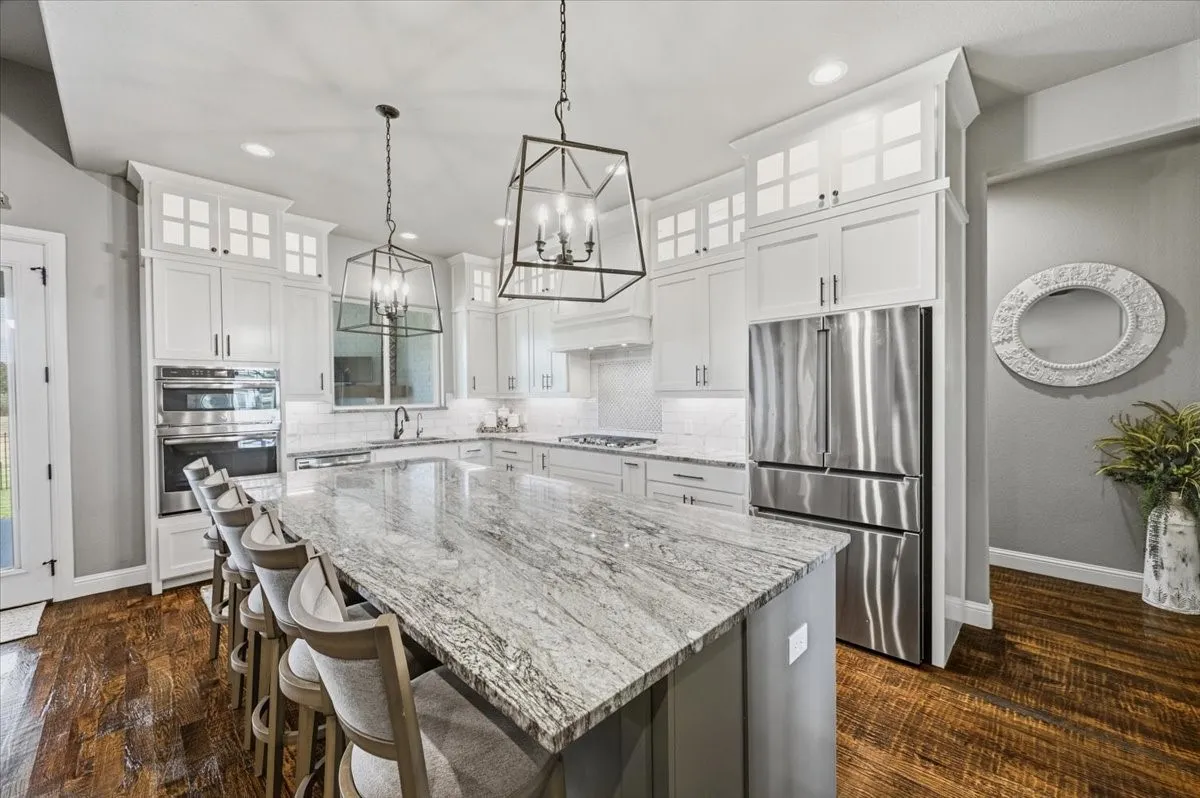 Single Family Residence For Sale in Parker County , 1017 Moriah Road, Weatherford, Texas 76087, 4 Bedroom, 3 Bathroom, 3 Garage spaces, 2,587 Sqft, built in 2020, mls#21402120, Real Estate Agent in Weatherford, Homes For Sale in Parker county, Homes For Sale in Weatherford, Realtor in Weatherford Texas, Real Estate Brokerage Independent Realty Texas, Luminita Cordes Realtor