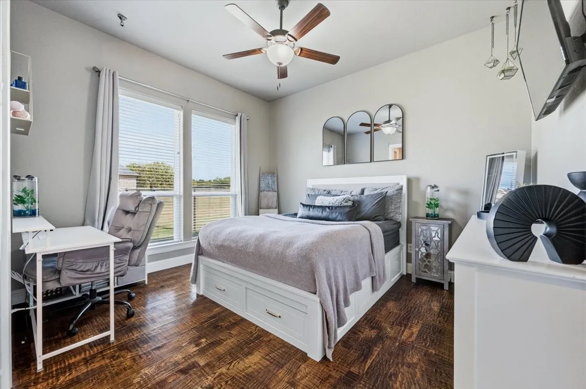 Single Family Residence For Sale in Parker County , 1017 Moriah Road, Weatherford, Texas 76087, 4 Bedroom, 3 Bathroom, 3 Garage spaces, 2,587 Sqft, built in 2020, mls#21402120, Real Estate Agent in Weatherford, Homes For Sale in Parker county, Homes For Sale in Weatherford, Realtor in Weatherford Texas, Real Estate Brokerage Independent Realty Texas, Luminita Cordes Realtor