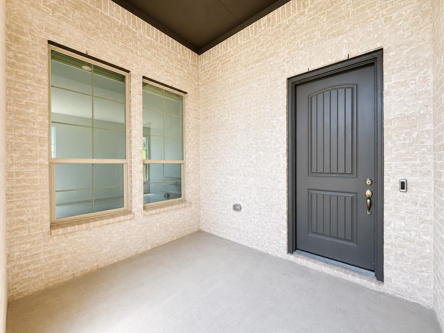 Single Family Residence For Rent in Collin County , 2808 Garrison Drive, Melissa, Texas 75454, 4 Bedroom, 4 Bathroom, 2 Garage spaces, 2,628 Sqft, built in 2021, mls#21404250, Real Estate Agent in Melissa, Homes For Rent in Collin county, Homes For Rent in Melissa, Realtor in Melissa Texas, Real Estate Brokerage Independent Realty Texas, Luminita Cordes Realtor