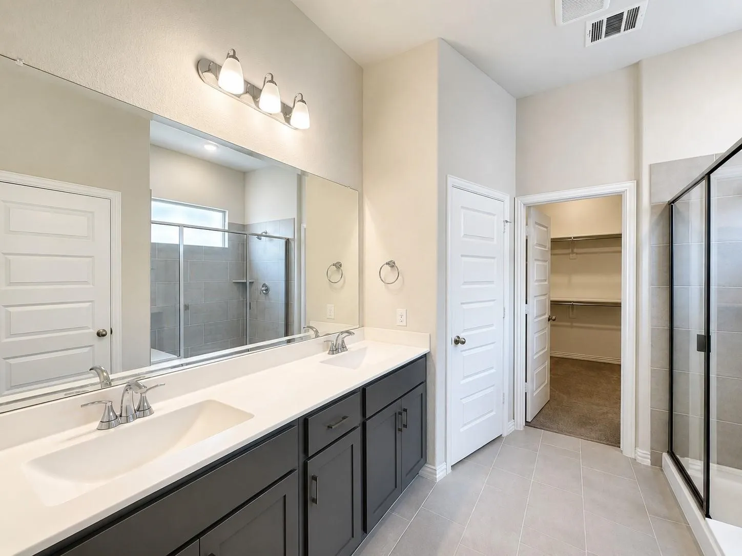 Single Family Residence For Rent in Collin County , 2808 Garrison Drive, Melissa, Texas 75454, 4 Bedroom, 4 Bathroom, 2 Garage spaces, 2,628 Sqft, built in 2021, mls#21404250, Real Estate Agent in Melissa, Homes For Rent in Collin county, Homes For Rent in Melissa, Realtor in Melissa Texas, Real Estate Brokerage Independent Realty Texas, Luminita Cordes Realtor