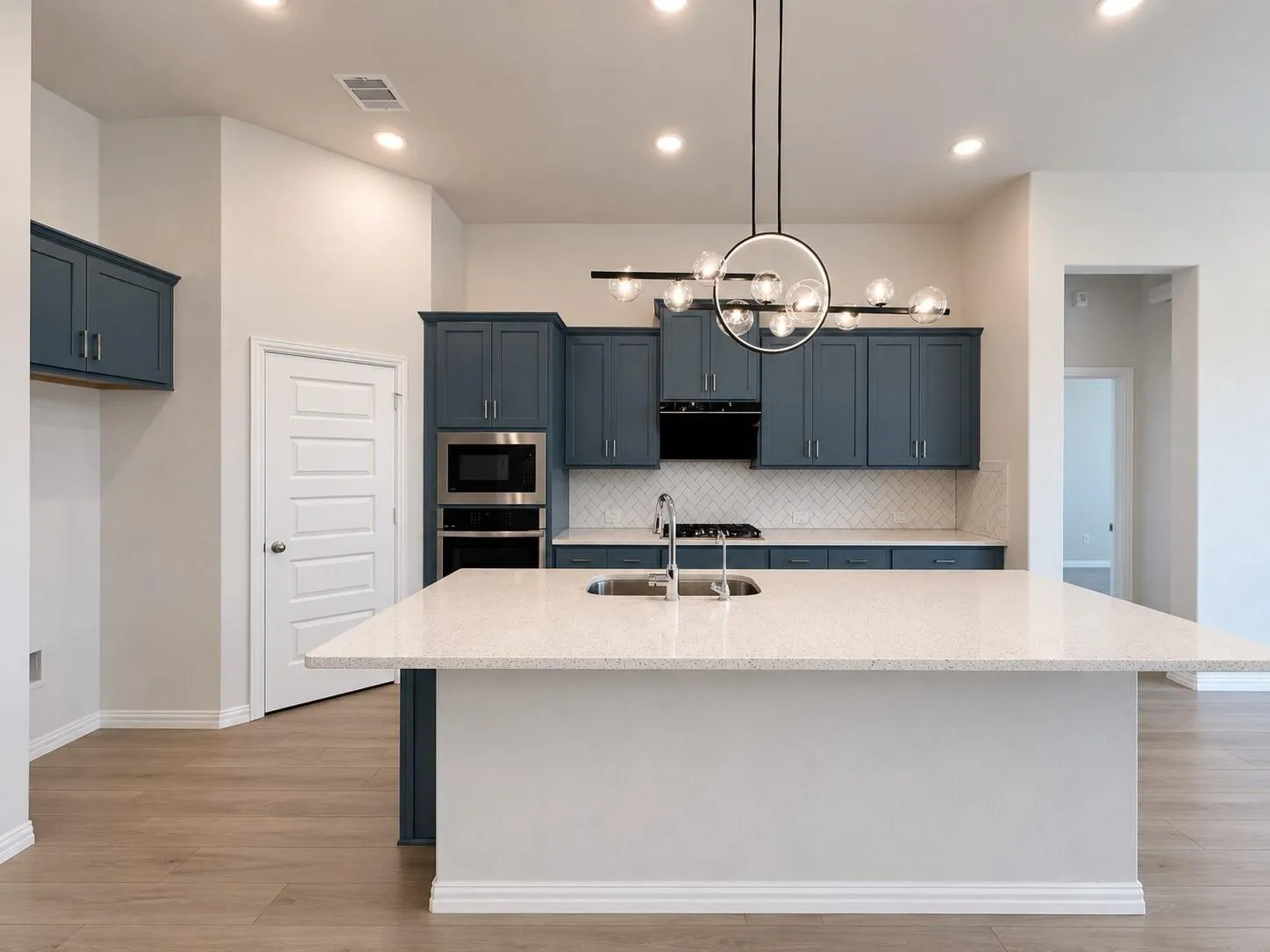 Single Family Residence For Rent in Collin County , 2808 Garrison Drive, Melissa, Texas 75454, 4 Bedroom, 4 Bathroom, 2 Garage spaces, 2,628 Sqft, built in 2021, mls#21404250, Real Estate Agent in Melissa, Homes For Rent in Collin county, Homes For Rent in Melissa, Realtor in Melissa Texas, Real Estate Brokerage Independent Realty Texas, Luminita Cordes Realtor