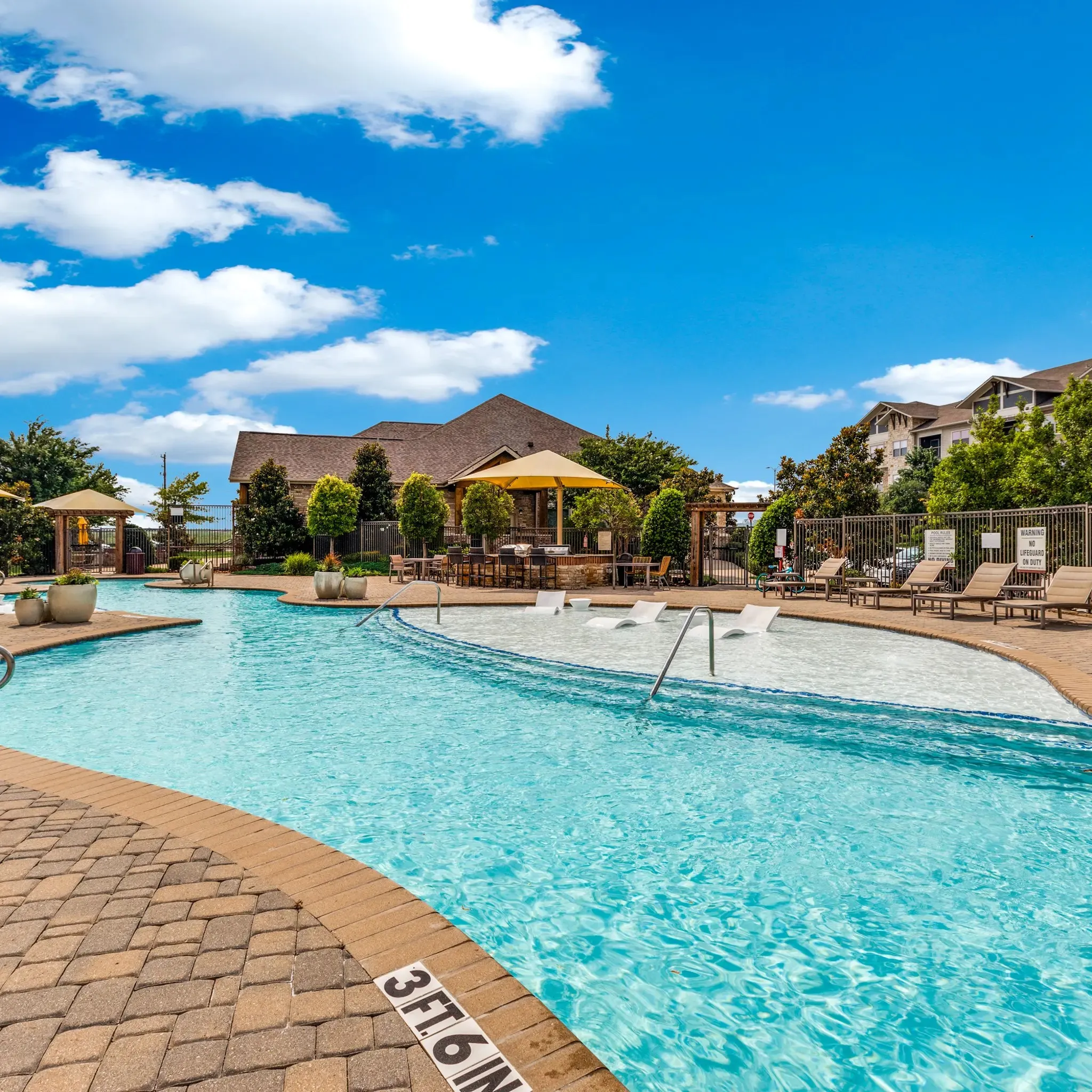 Single Family Residence For Sale in Collin County , 8112 Silverado Trail, Mc Kinney, Texas 75070, 3 Bedroom, 3 Bathroom, 2 Garage spaces, 2,626 Sqft, built in 2006, mls#21403691, Real Estate Agent in Mc Kinney, Homes For Sale in Collin county, Homes For Sale in Mc Kinney, Realtor in Mc Kinney Texas, Real Estate Brokerage Independent Realty Texas, Luminita Cordes Realtor