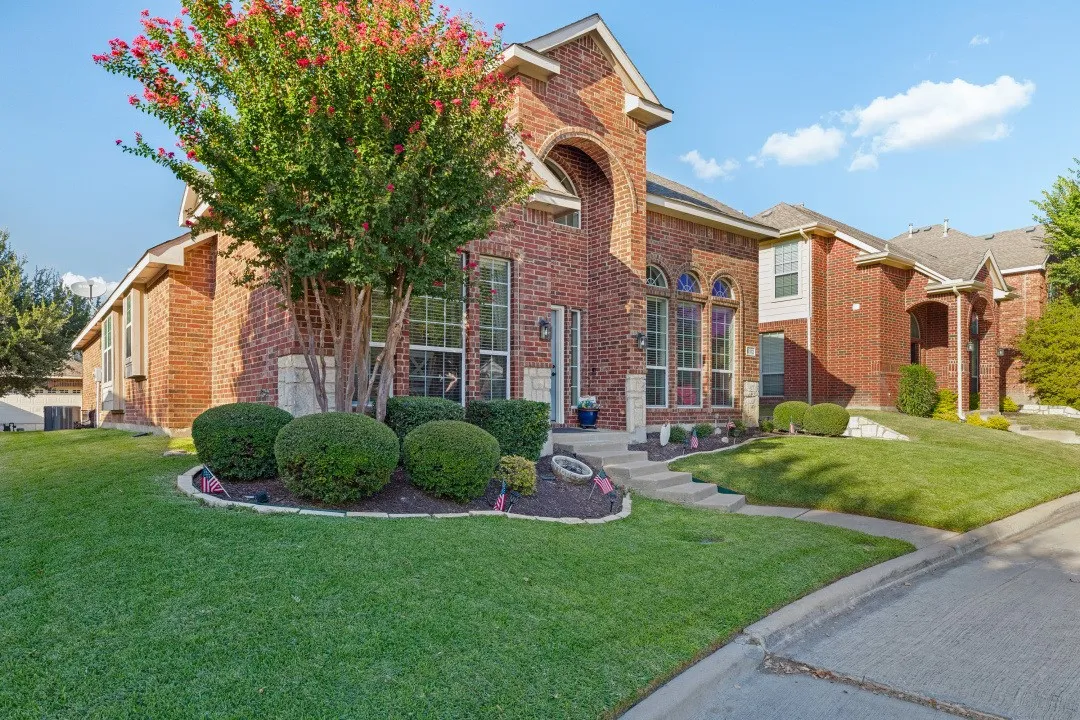 Single Family Residence For Sale in Collin County , 8112 Silverado Trail, Mc Kinney, Texas 75070, 3 Bedroom, 3 Bathroom, 2 Garage spaces, 2,626 Sqft, built in 2006, mls#21403691, Real Estate Agent in Mc Kinney, Homes For Sale in Collin county, Homes For Sale in Mc Kinney, Realtor in Mc Kinney Texas, Real Estate Brokerage Independent Realty Texas, Luminita Cordes Realtor