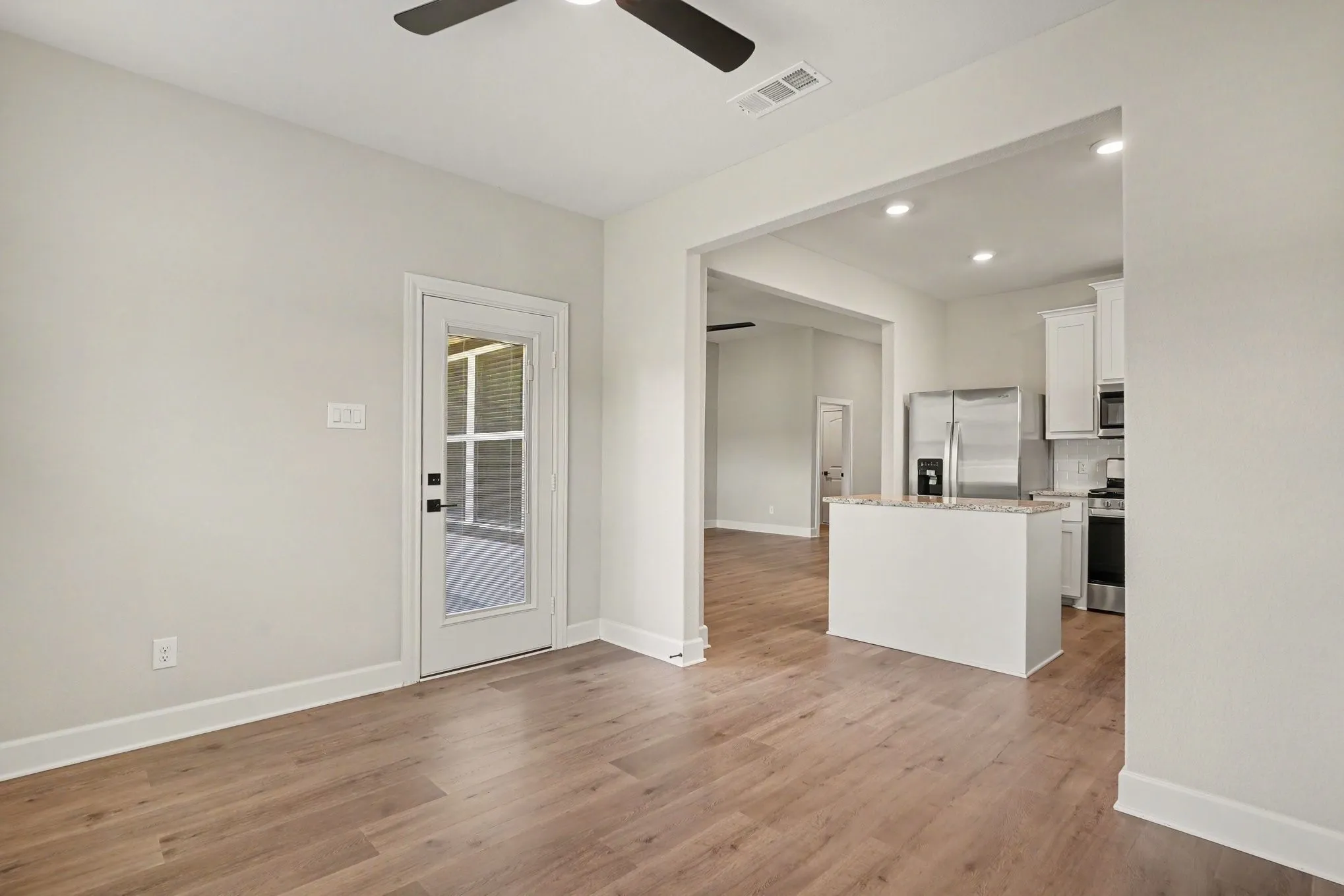 Single Family Residence For Rent in Tarrant County , 1109 Costa Vista Trail, Fort Worth, Texas 76108, 3 Bedroom, 2 Bathroom, 2 Garage spaces, 1,615 Sqft, built in 2024, mls#21404183, Real Estate Agent in Fort Worth, Homes For Rent in Tarrant county, Homes For Rent in Fort Worth, Realtor in Fort Worth Texas, Real Estate Brokerage Independent Realty Texas, Luminita Cordes Realtor