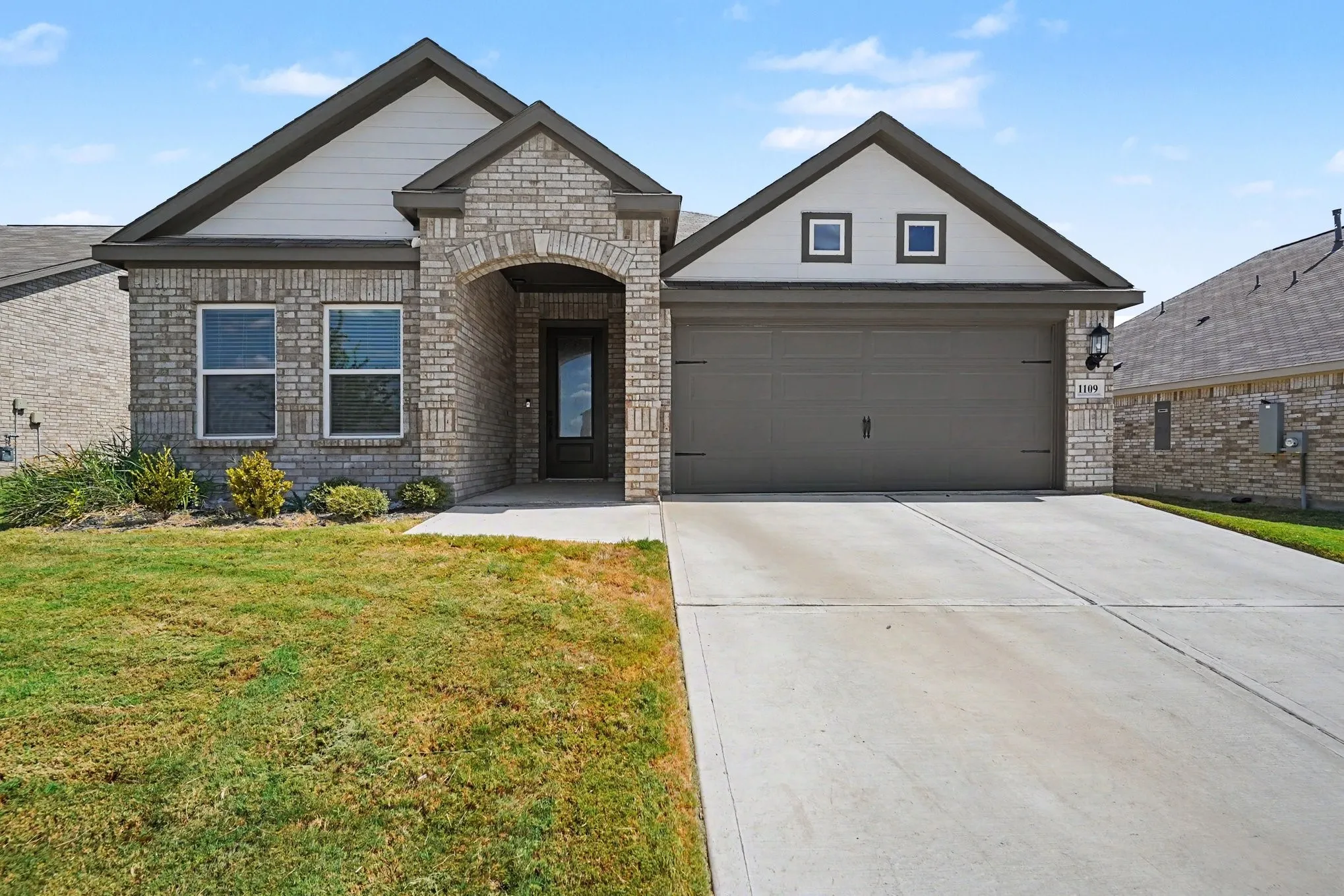 Single Family Residence For Rent in Tarrant County , 1109 Costa Vista Trail, Fort Worth, Texas 76108, 3 Bedroom, 2 Bathroom, 2 Garage spaces, 1,615 Sqft, built in 2024, mls#21404183, Real Estate Agent in Fort Worth, Homes For Rent in Tarrant county, Homes For Rent in Fort Worth, Realtor in Fort Worth Texas, Real Estate Brokerage Independent Realty Texas, Luminita Cordes Realtor