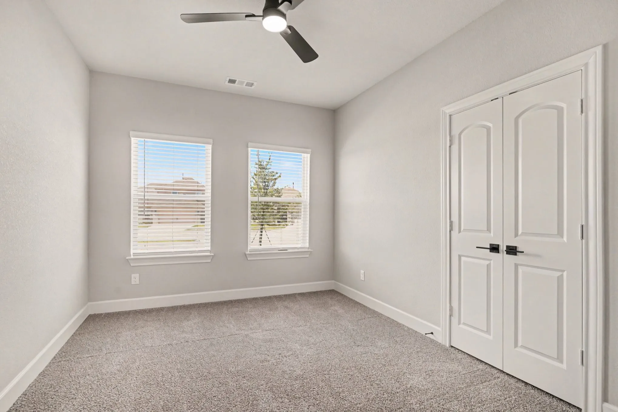 Single Family Residence For Rent in Tarrant County , 1109 Costa Vista Trail, Fort Worth, Texas 76108, 3 Bedroom, 2 Bathroom, 2 Garage spaces, 1,615 Sqft, built in 2024, mls#21404183, Real Estate Agent in Fort Worth, Homes For Rent in Tarrant county, Homes For Rent in Fort Worth, Realtor in Fort Worth Texas, Real Estate Brokerage Independent Realty Texas, Luminita Cordes Realtor
