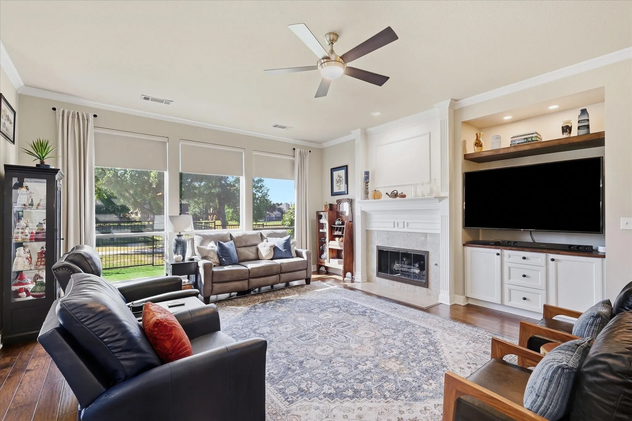 Electric shades in the living & entry!