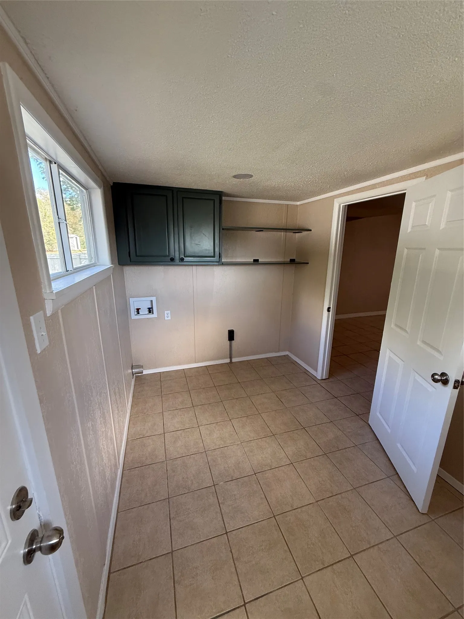 Single Family Residence For Sale in Coleman County , 317 E 10th Street, Coleman, Texas 76834, 4 Bedroom, 2 Bathroom, Garage spaces, 1,356 Sqft, built in 1950, mls#21404264, Real Estate Agent in Coleman, Homes For Sale in Coleman county, Homes For Sale in Coleman, Realtor in Coleman Texas, Real Estate Brokerage Independent Realty Texas, Luminita Cordes Realtor