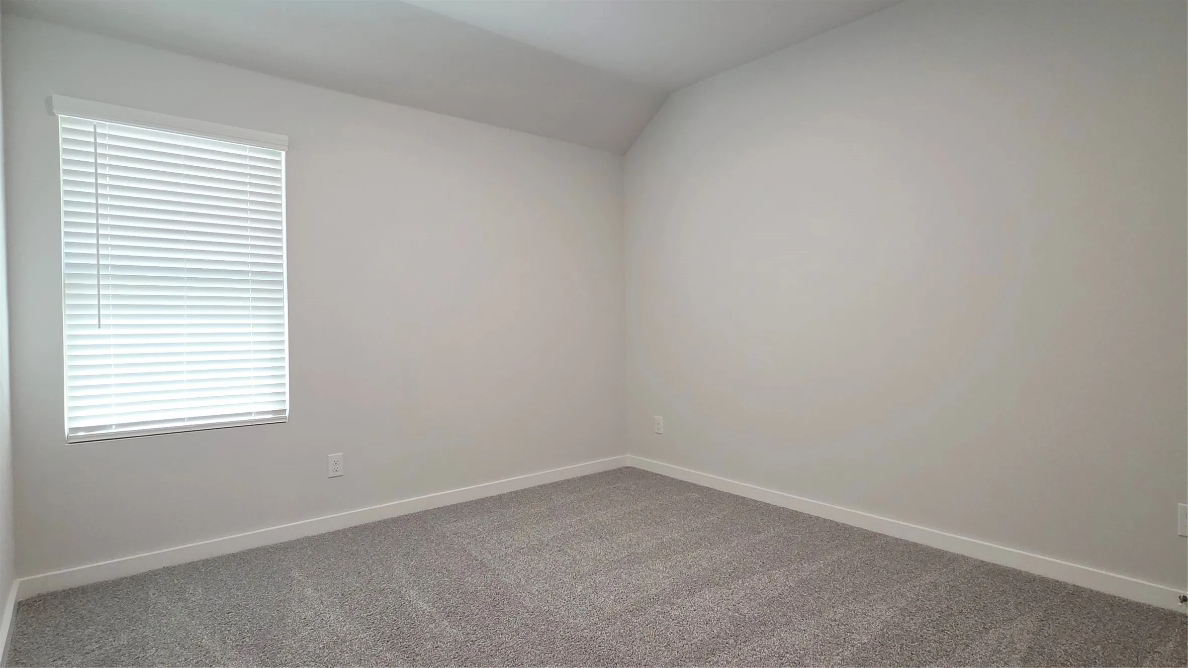 Single Family Residence For Rent in Collin County , 3604 High Valley Drive, Mc Kinney, Texas 75071, 4 Bedroom, 3 Bathroom, 2 Garage spaces, 2,138 Sqft, built in 2026, mls#21404266, Real Estate Agent in Mc Kinney, Homes For Rent in Collin county, Homes For Rent in Mc Kinney, Realtor in Mc Kinney Texas, Real Estate Brokerage Independent Realty Texas, Luminita Cordes Realtor