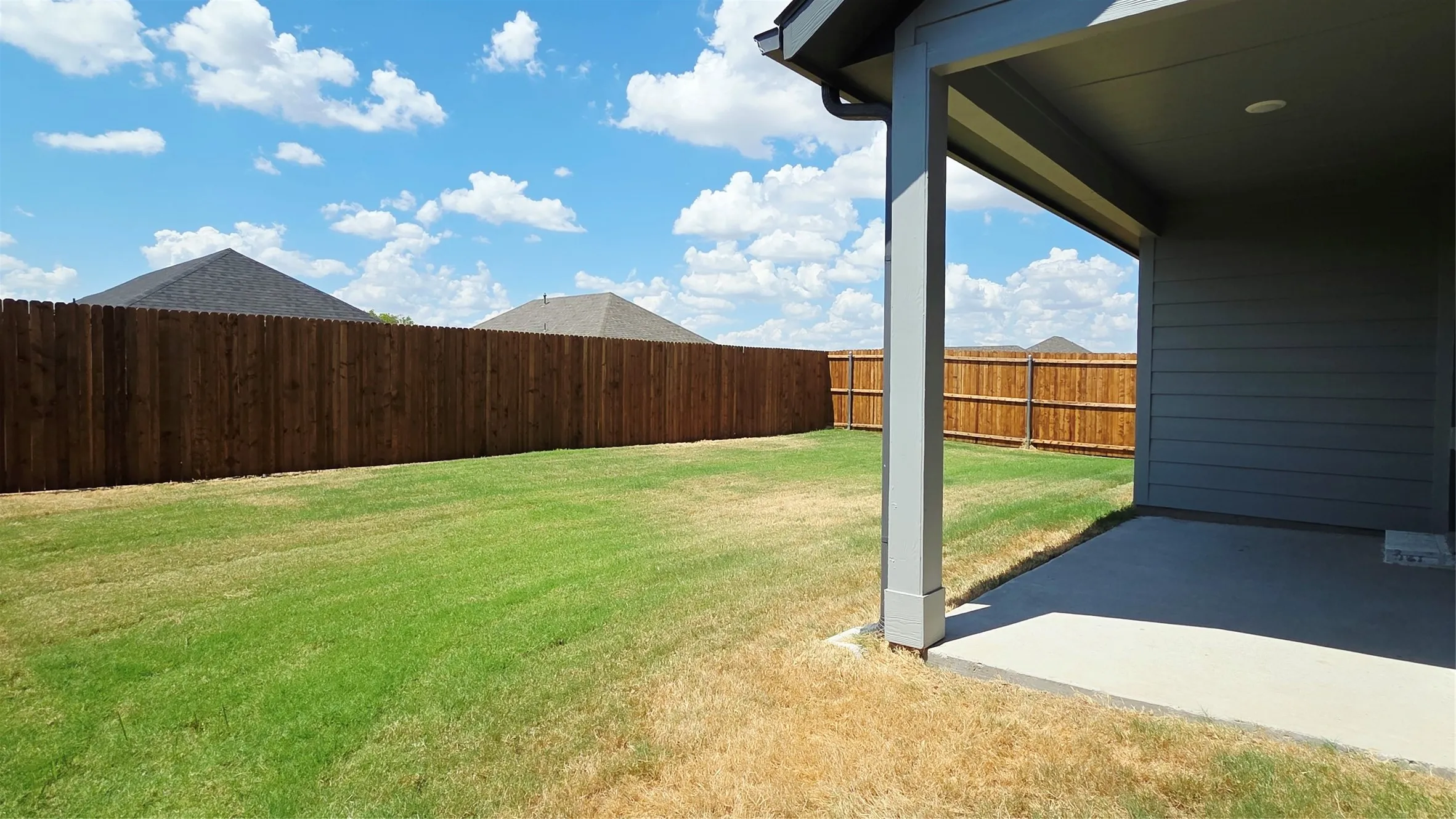 Single Family Residence For Rent in Collin County , 3604 High Valley Drive, Mc Kinney, Texas 75071, 4 Bedroom, 3 Bathroom, 2 Garage spaces, 2,138 Sqft, built in 2026, mls#21404266, Real Estate Agent in Mc Kinney, Homes For Rent in Collin county, Homes For Rent in Mc Kinney, Realtor in Mc Kinney Texas, Real Estate Brokerage Independent Realty Texas, Luminita Cordes Realtor