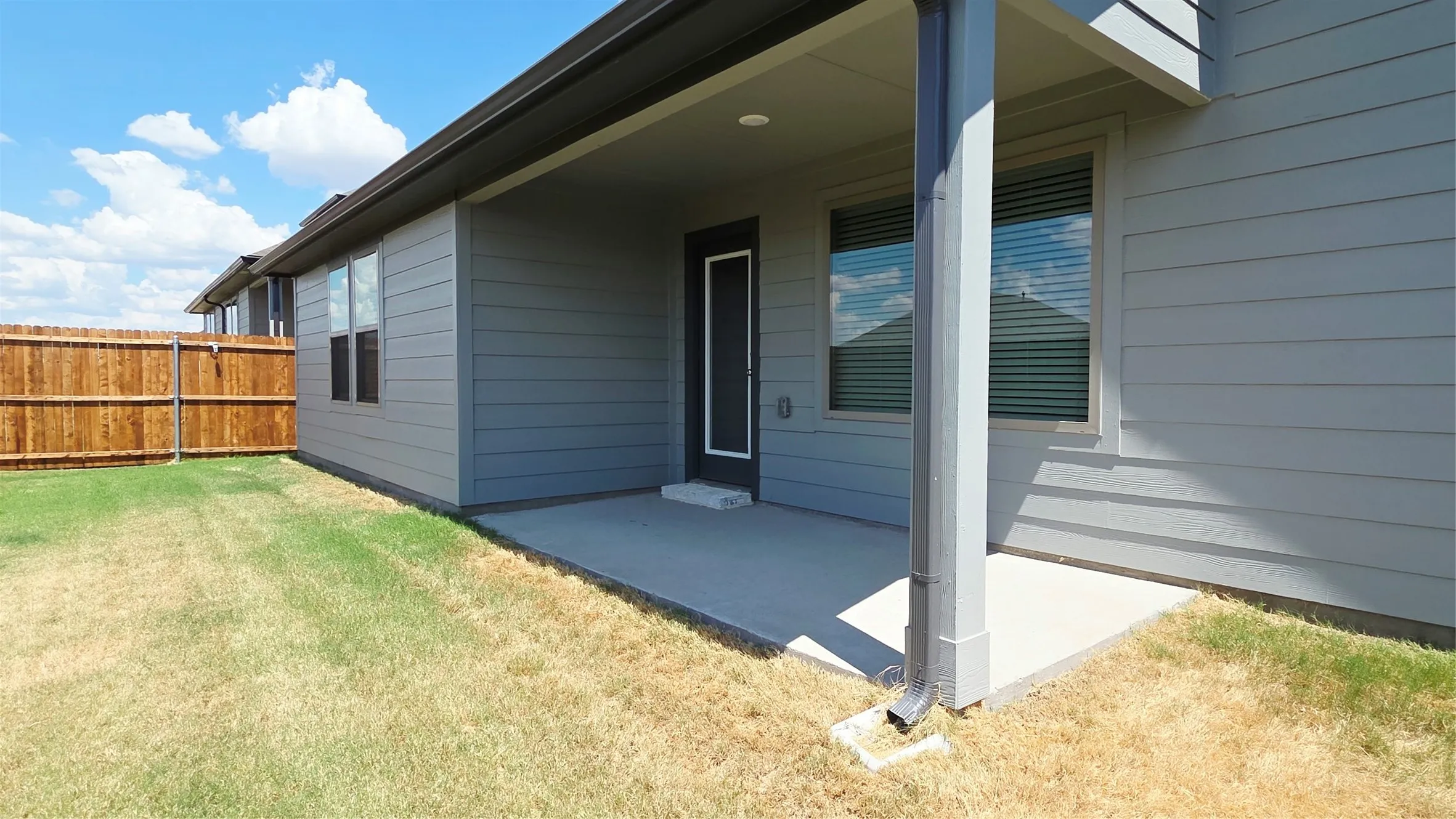 Single Family Residence For Rent in Collin County , 3604 High Valley Drive, Mc Kinney, Texas 75071, 4 Bedroom, 3 Bathroom, 2 Garage spaces, 2,138 Sqft, built in 2026, mls#21404266, Real Estate Agent in Mc Kinney, Homes For Rent in Collin county, Homes For Rent in Mc Kinney, Realtor in Mc Kinney Texas, Real Estate Brokerage Independent Realty Texas, Luminita Cordes Realtor