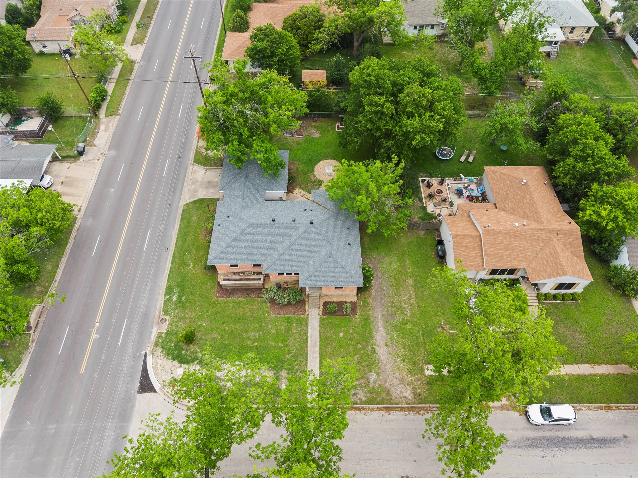 Single Family Residence For Sale in Bell County , 1803 S 15th Street, Temple, Texas 76504, 3 Bedroom, 2 Bathroom, 2 Garage spaces, 1,758 Sqft, built in 1954, mls#21404087, Real Estate Agent in Temple, Homes For Sale in Bell county, Homes For Sale in Temple, Realtor in Temple Texas, Real Estate Brokerage Independent Realty Texas, Luminita Cordes Realtor