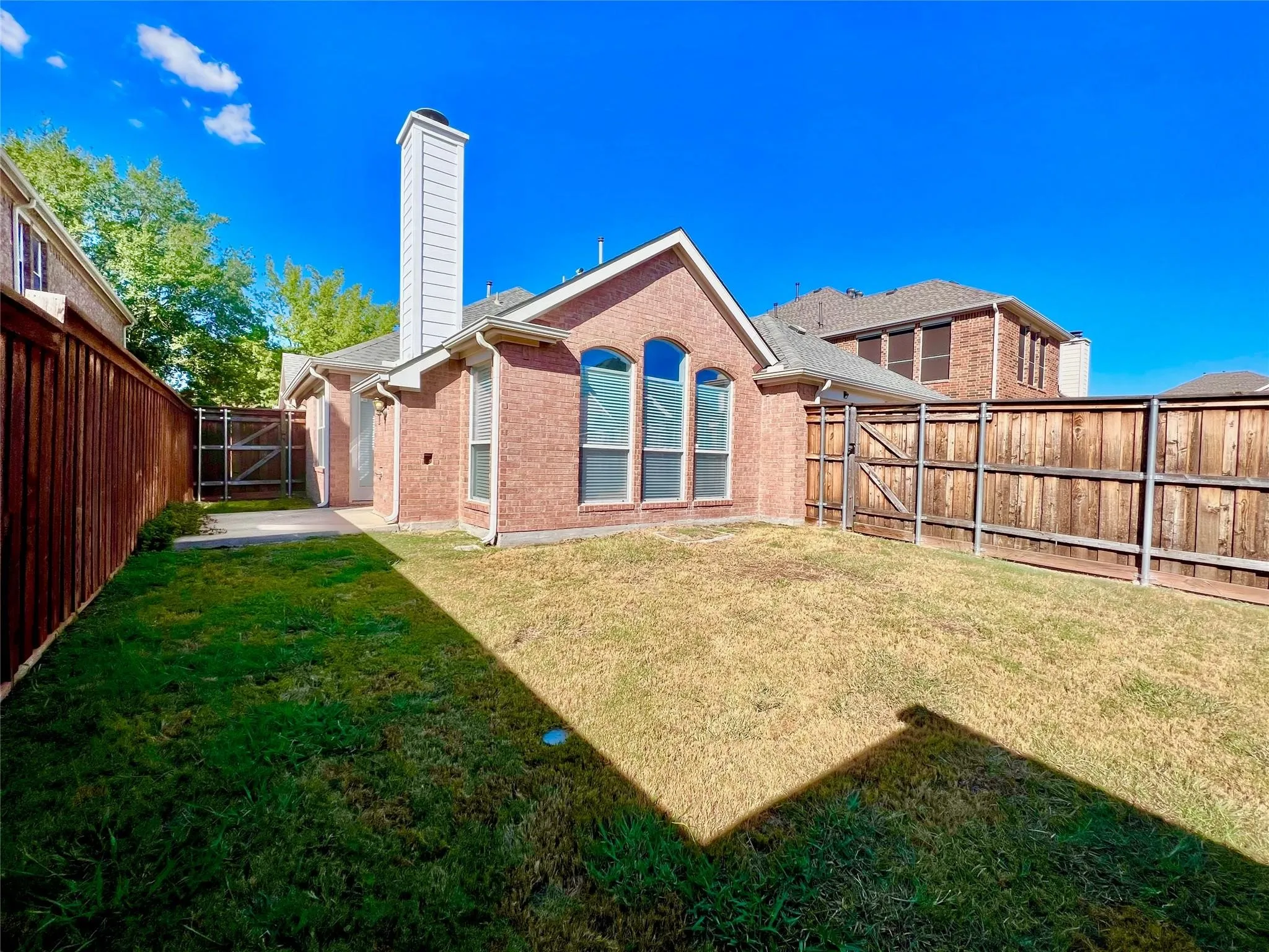 Single Family Residence For Rent in Denton County , 2981 Hancock Drive, Frisco, Texas 75033, 4 Bedroom, 2 Bathroom, 2 Garage spaces, 2,030 Sqft, built in 2002, mls#21400048, Real Estate Agent in Frisco, Homes For Rent in Denton county, Homes For Rent in Frisco, Realtor in Frisco Texas, Real Estate Brokerage Independent Realty Texas, Luminita Cordes Realtor
