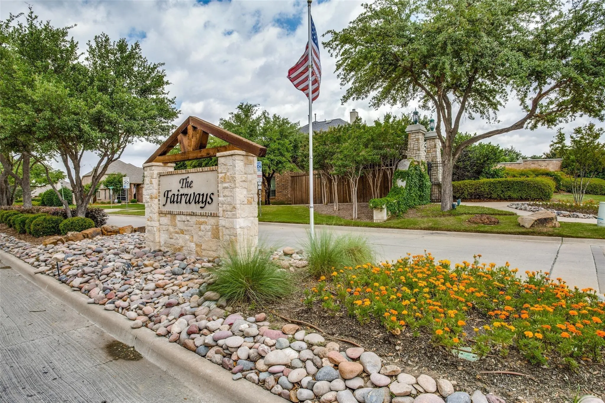 Single Family Residence For Rent in Denton County , 2981 Hancock Drive, Frisco, Texas 75033, 4 Bedroom, 2 Bathroom, 2 Garage spaces, 2,030 Sqft, built in 2002, mls#21400048, Real Estate Agent in Frisco, Homes For Rent in Denton county, Homes For Rent in Frisco, Realtor in Frisco Texas, Real Estate Brokerage Independent Realty Texas, Luminita Cordes Realtor