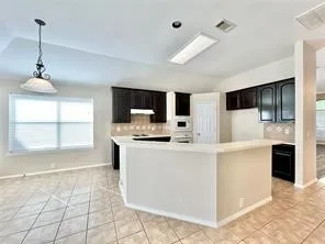 Single Family Residence For Rent in Denton County , 2981 Hancock Drive, Frisco, Texas 75033, 4 Bedroom, 2 Bathroom, 2 Garage spaces, 2,030 Sqft, built in 2002, mls#21400048, Real Estate Agent in Frisco, Homes For Rent in Denton county, Homes For Rent in Frisco, Realtor in Frisco Texas, Real Estate Brokerage Independent Realty Texas, Luminita Cordes Realtor